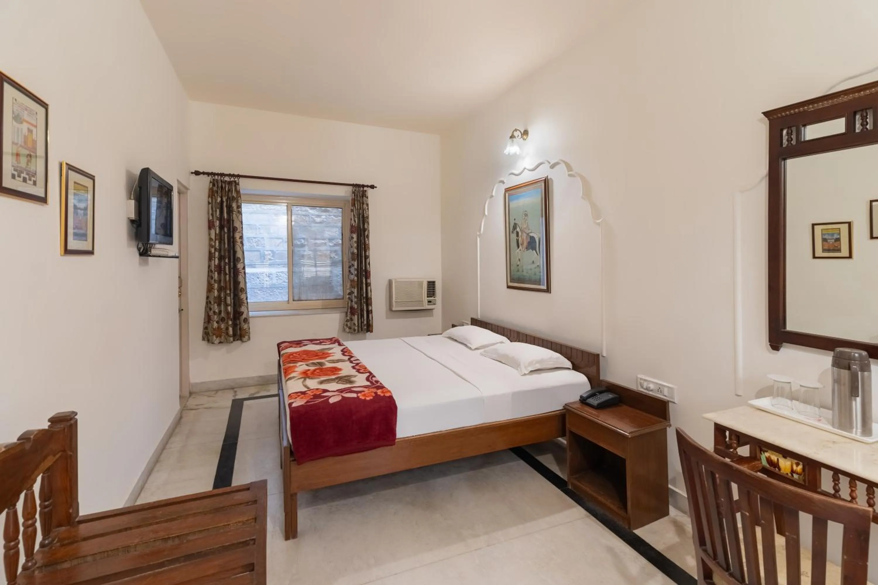 Photo of the whole room, Bed in WelcomHeritage Kalyan Bhawan Hotel