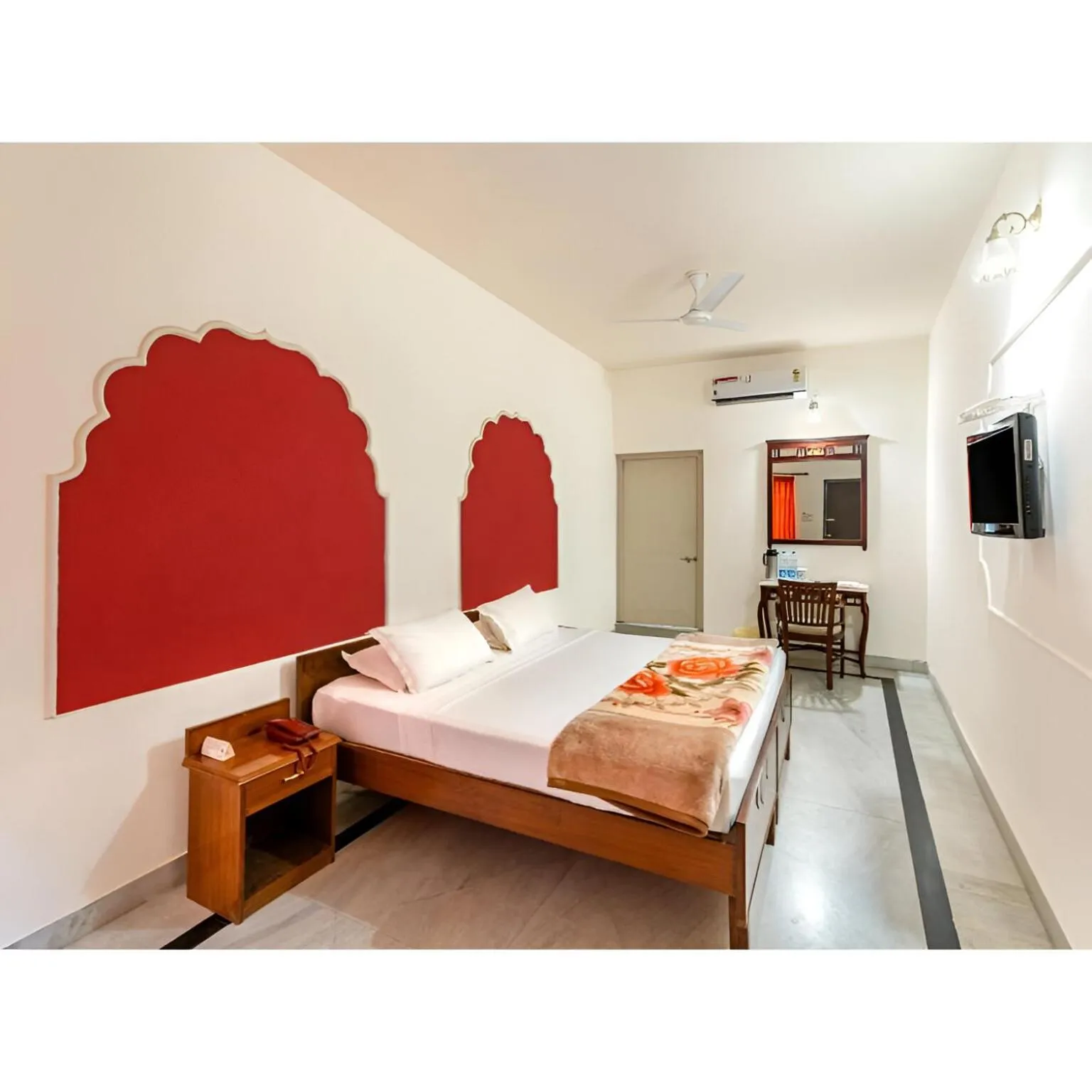 Property building, Bed in WelcomHeritage Kalyan Bhawan Hotel