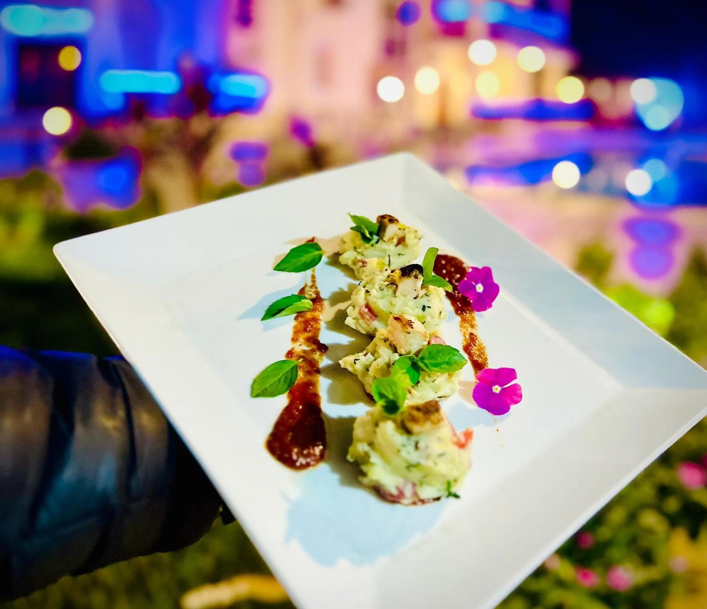 Turquoise Pyramids palace