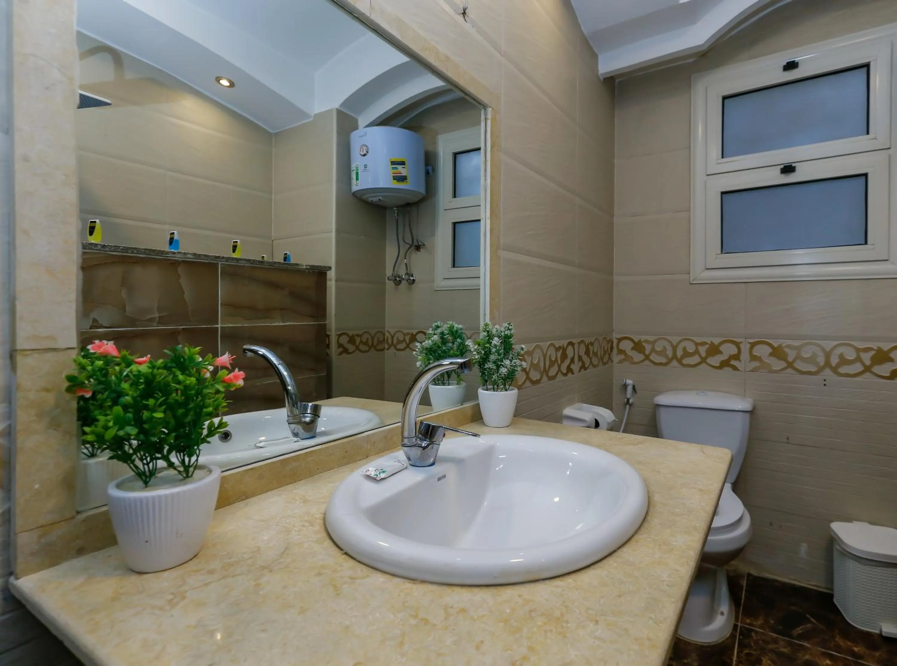 Turquoise Pyramids palace