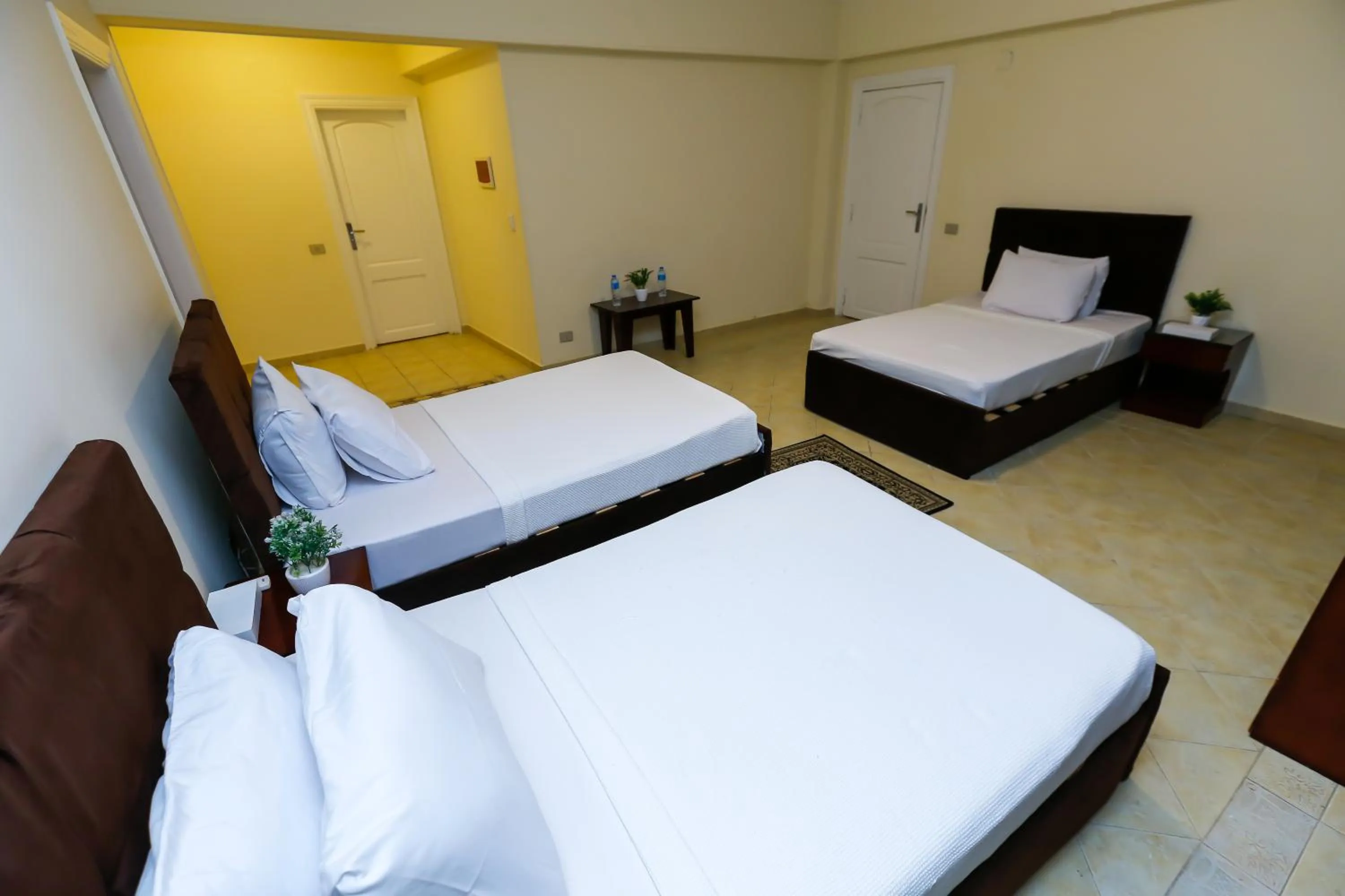 Bed in Turquoise Pyramids palace