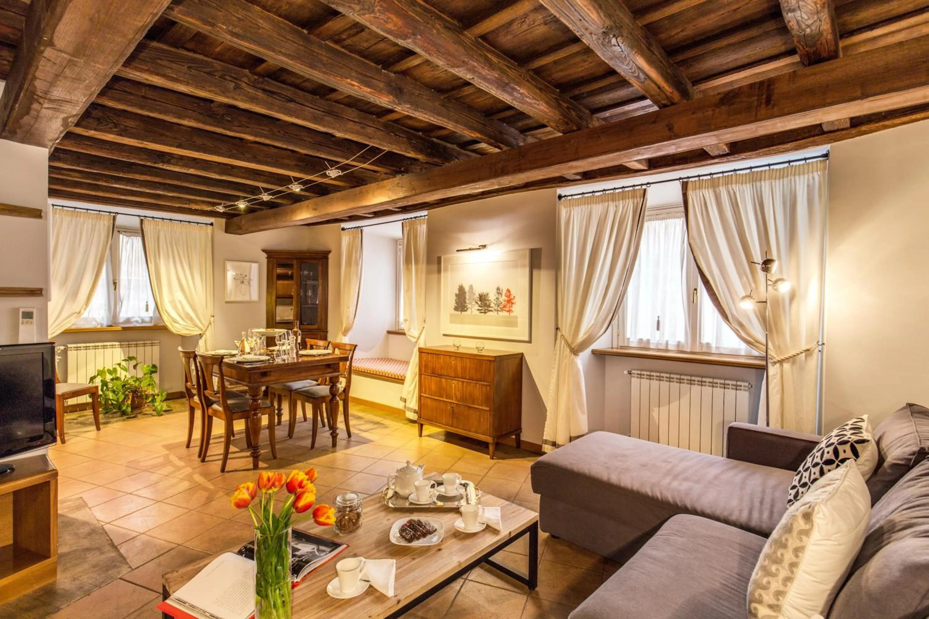 Living room in YourSuiteRome