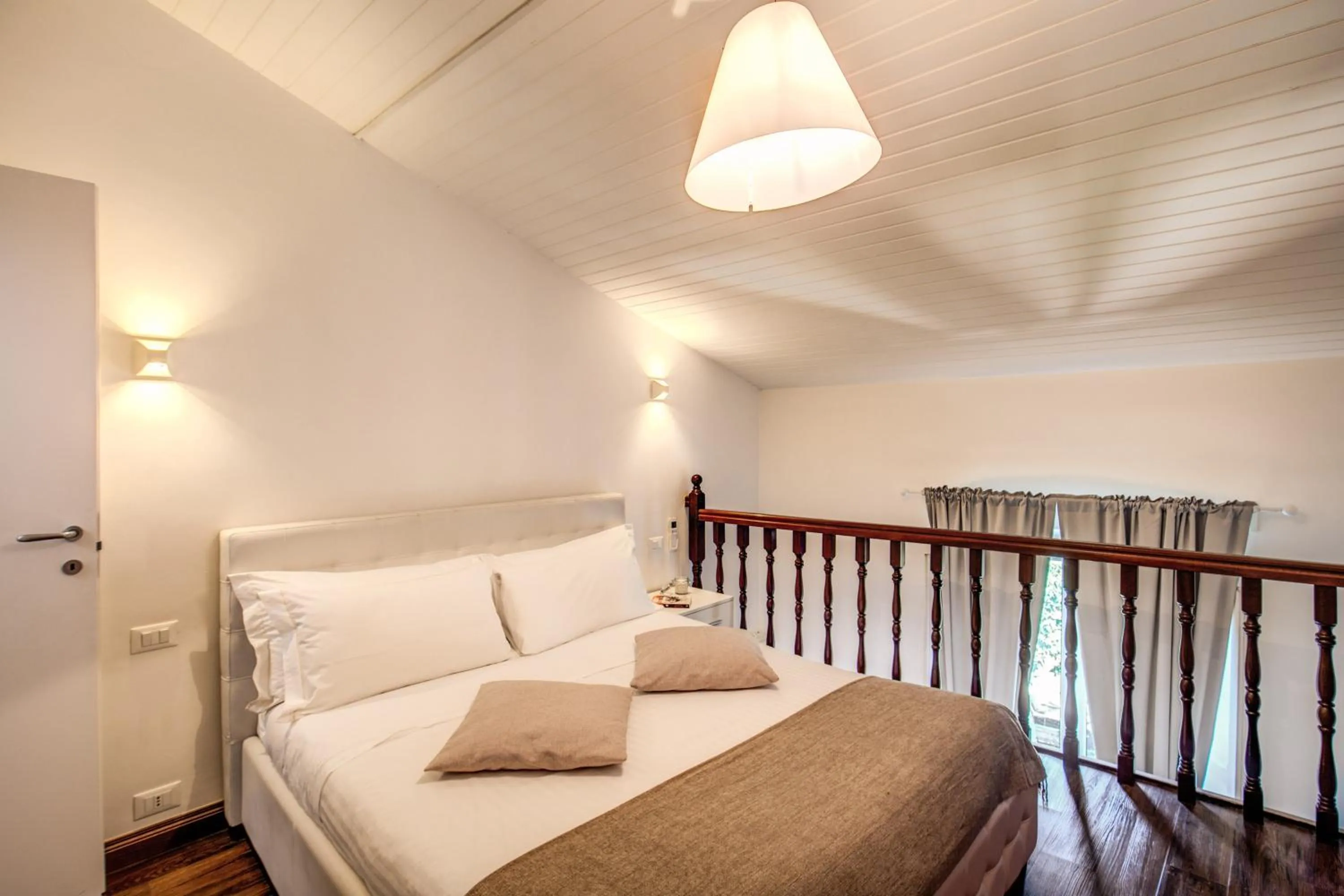 Bedroom, Bed in YourSuiteRome