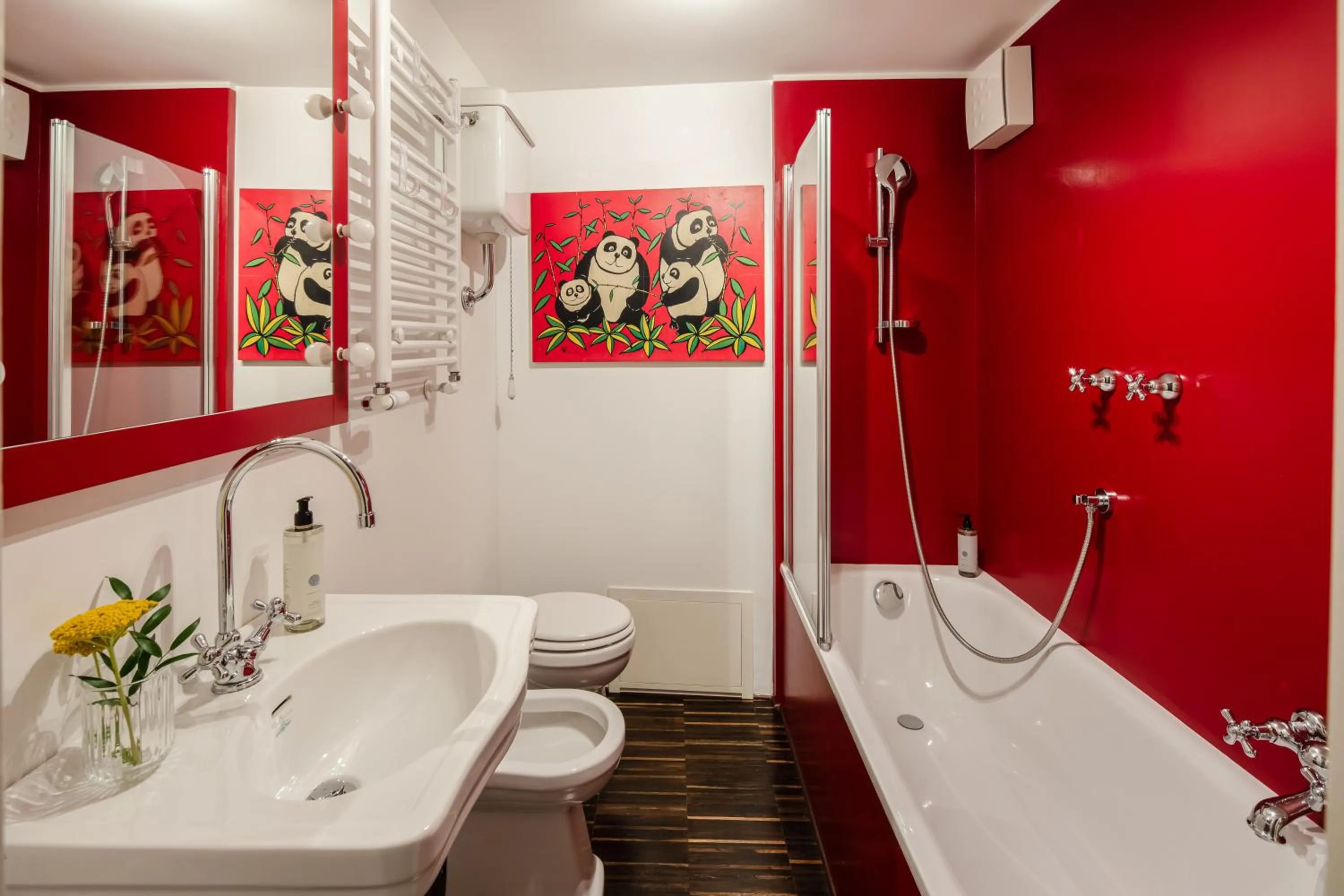 Bathroom in YourSuiteRome