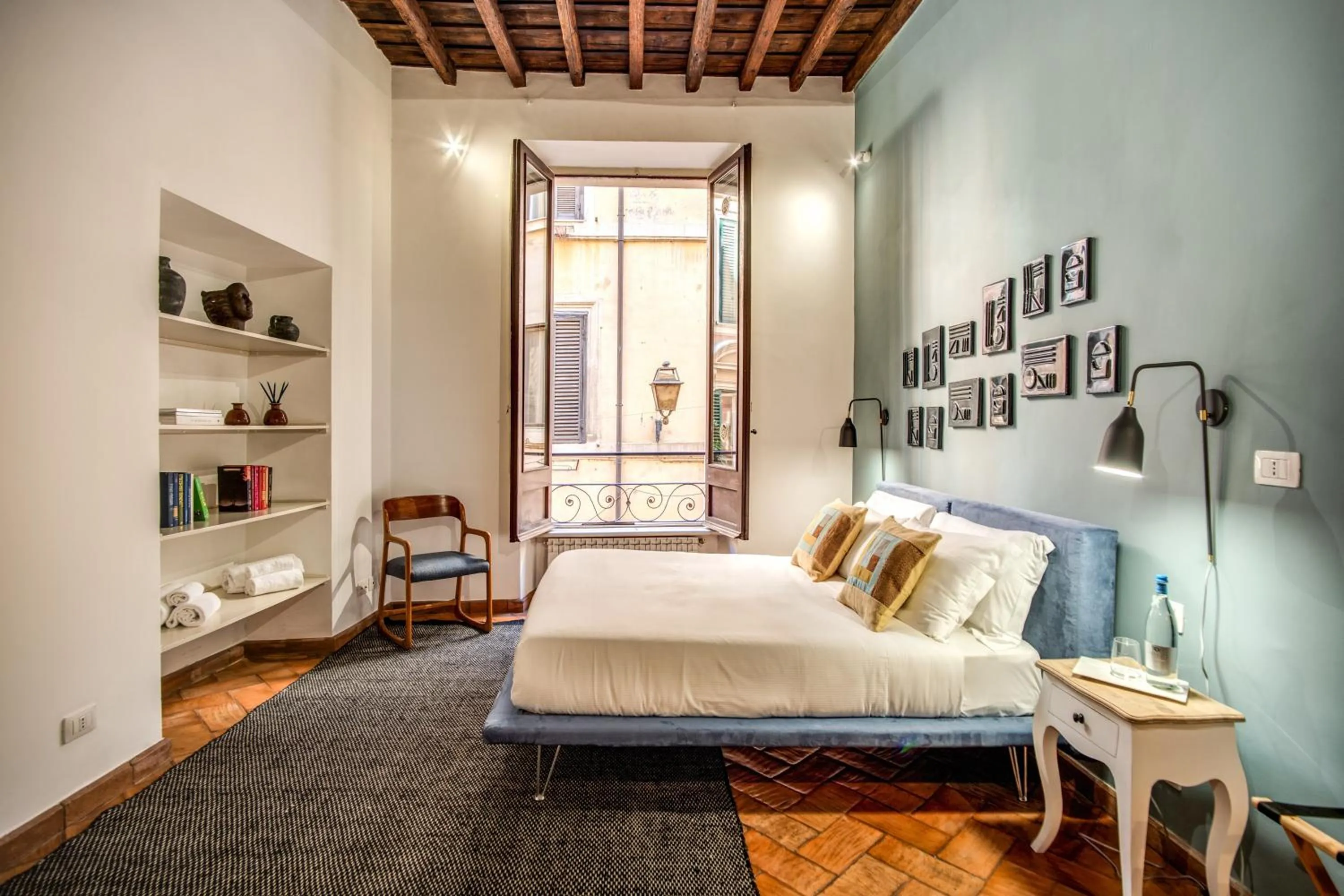 Bedroom, Bed in YourSuiteRome