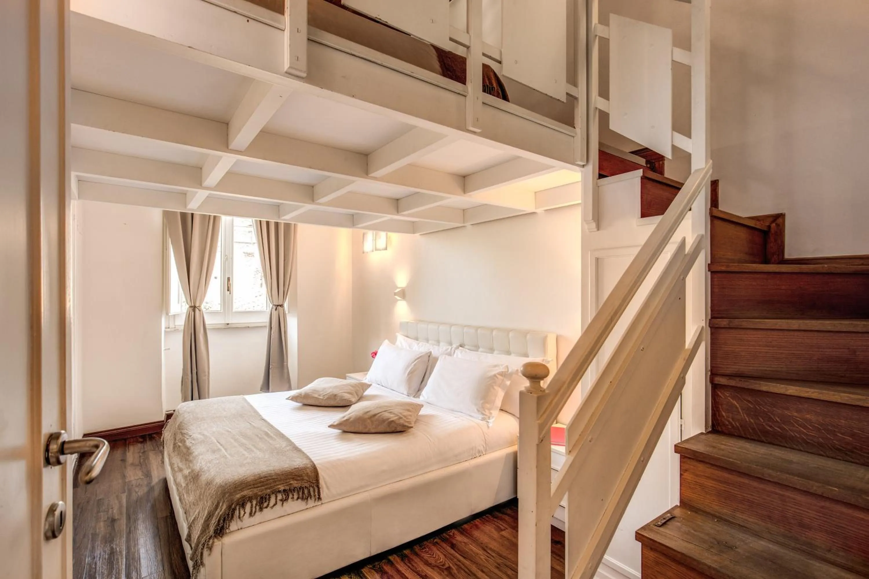 Photo of the whole room, Bed in YourSuiteRome