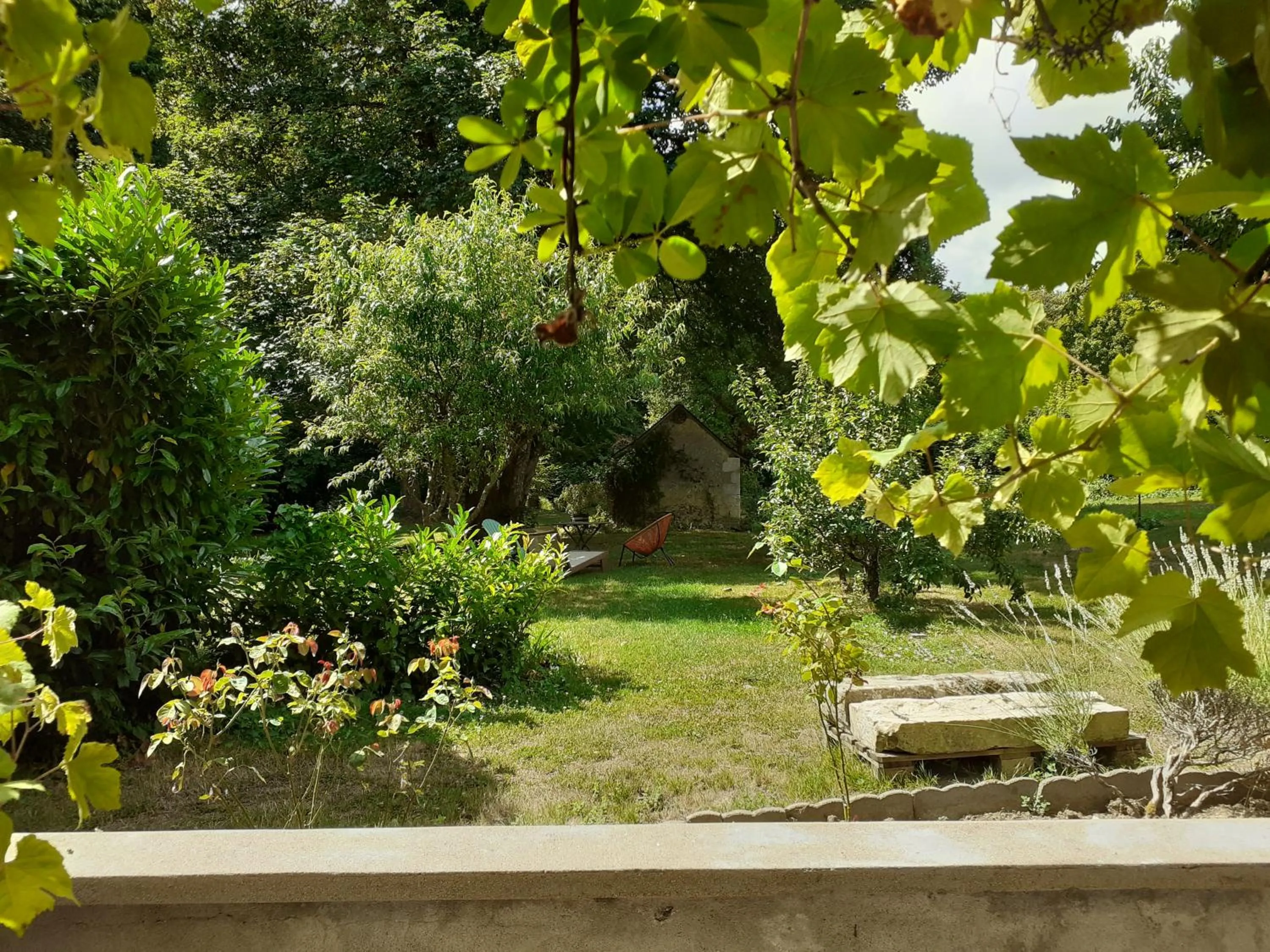 Garden in Château de Briançon, The Originals Relais