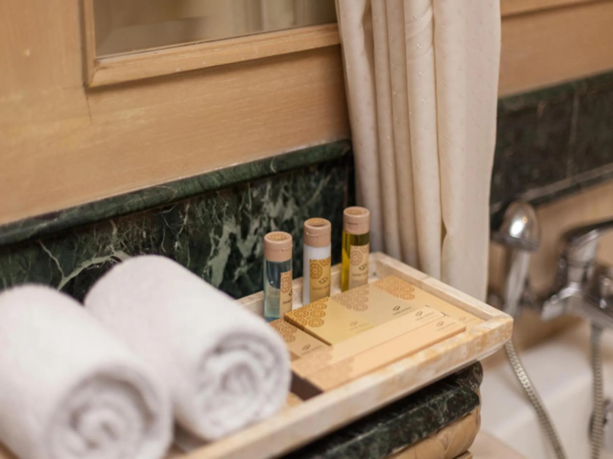 Bathroom in Hotel Sahid Jaya Lippo Cikarang