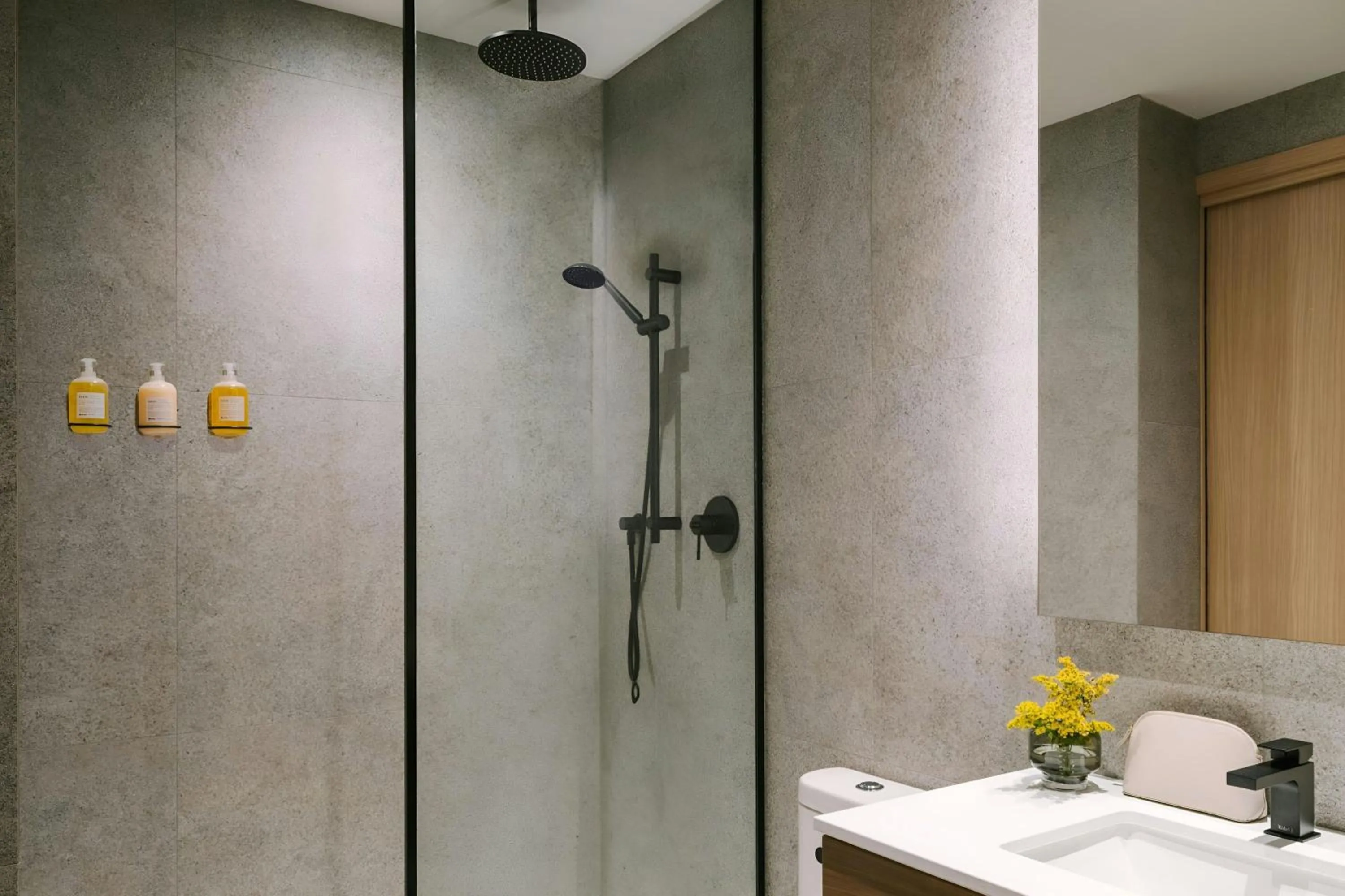 Bathroom in Sonder by Marriott Bonvoy Apollon Apartments Old Montreal