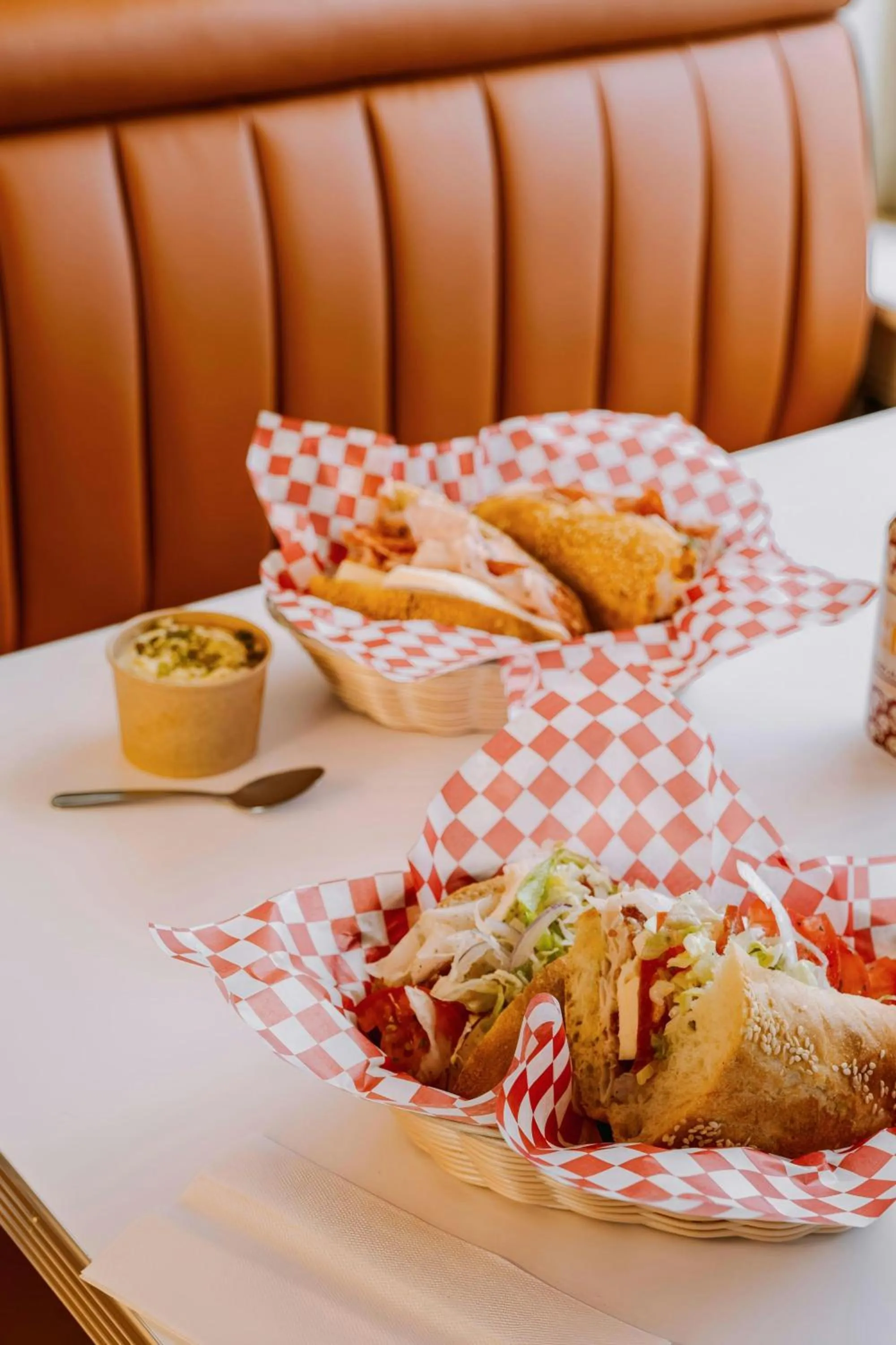 Restaurant/places to eat in Sonder by Marriott Bonvoy Apollon Apartments Old Montreal