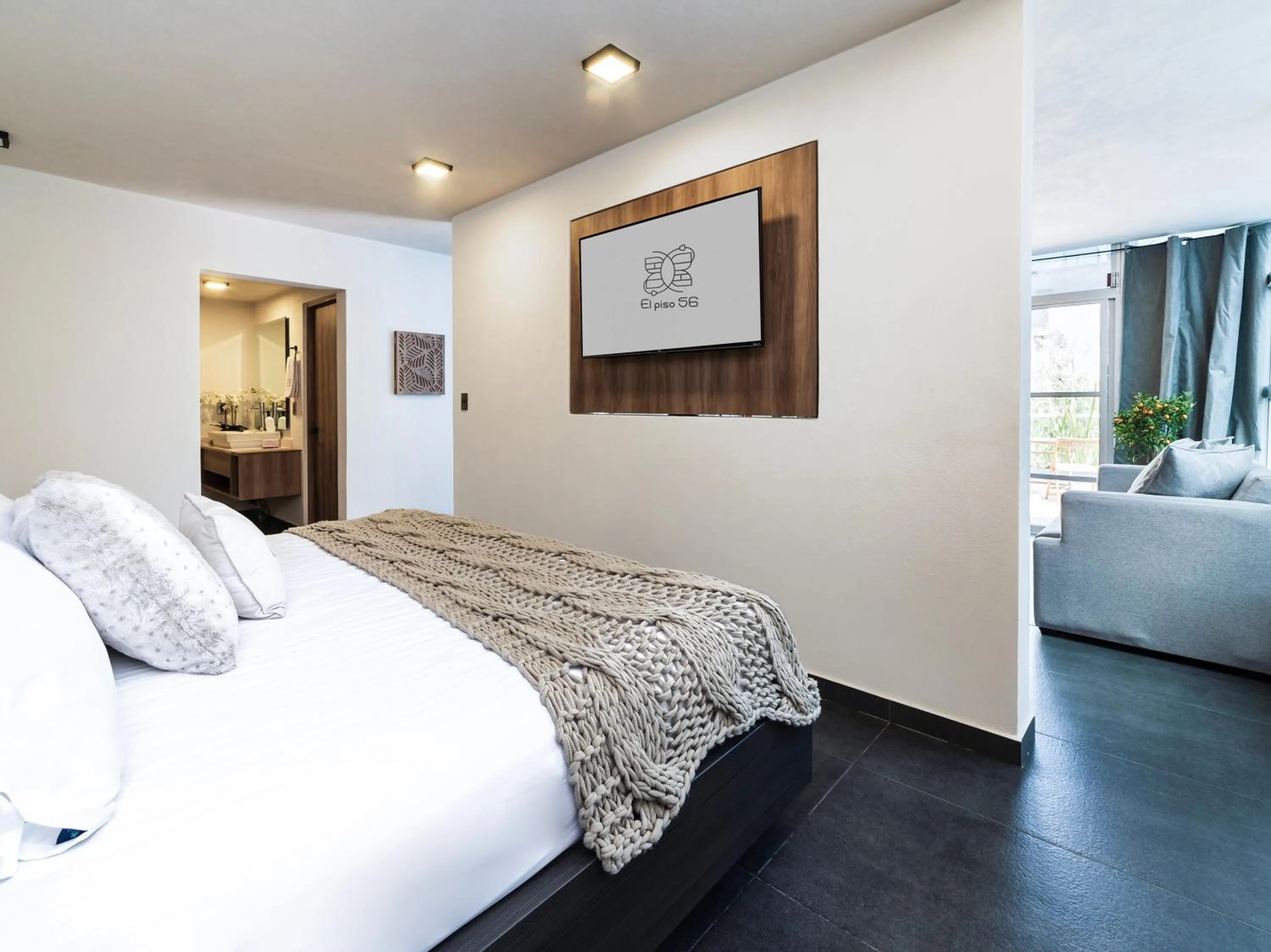 Bedroom, Bed in Edificio Piso 56