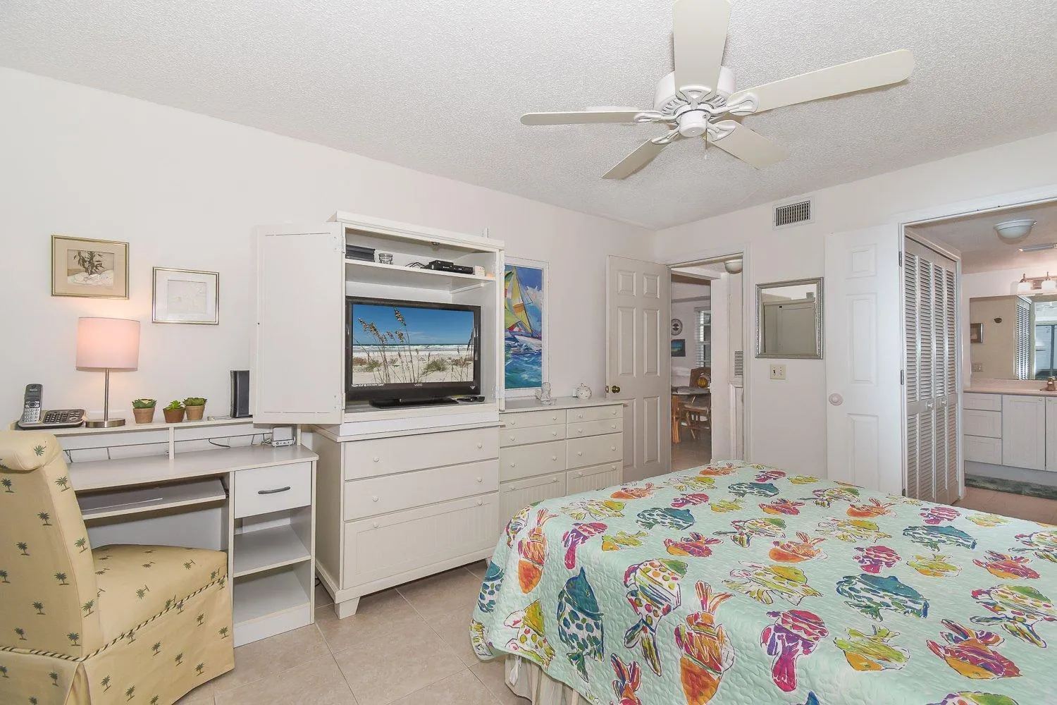 Other, Bed in Quiet Beachside Veranda within seconds to the beach pool ~ SV173
