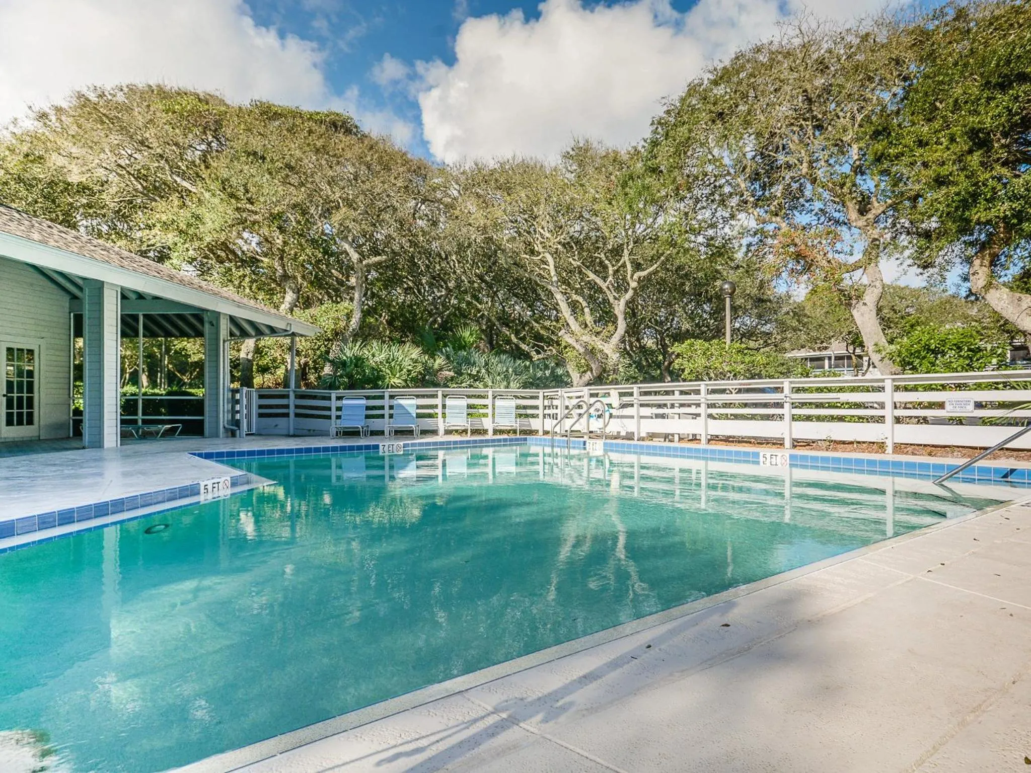 Other in Quiet Beachside Veranda within seconds to the beach pool ~ SV173