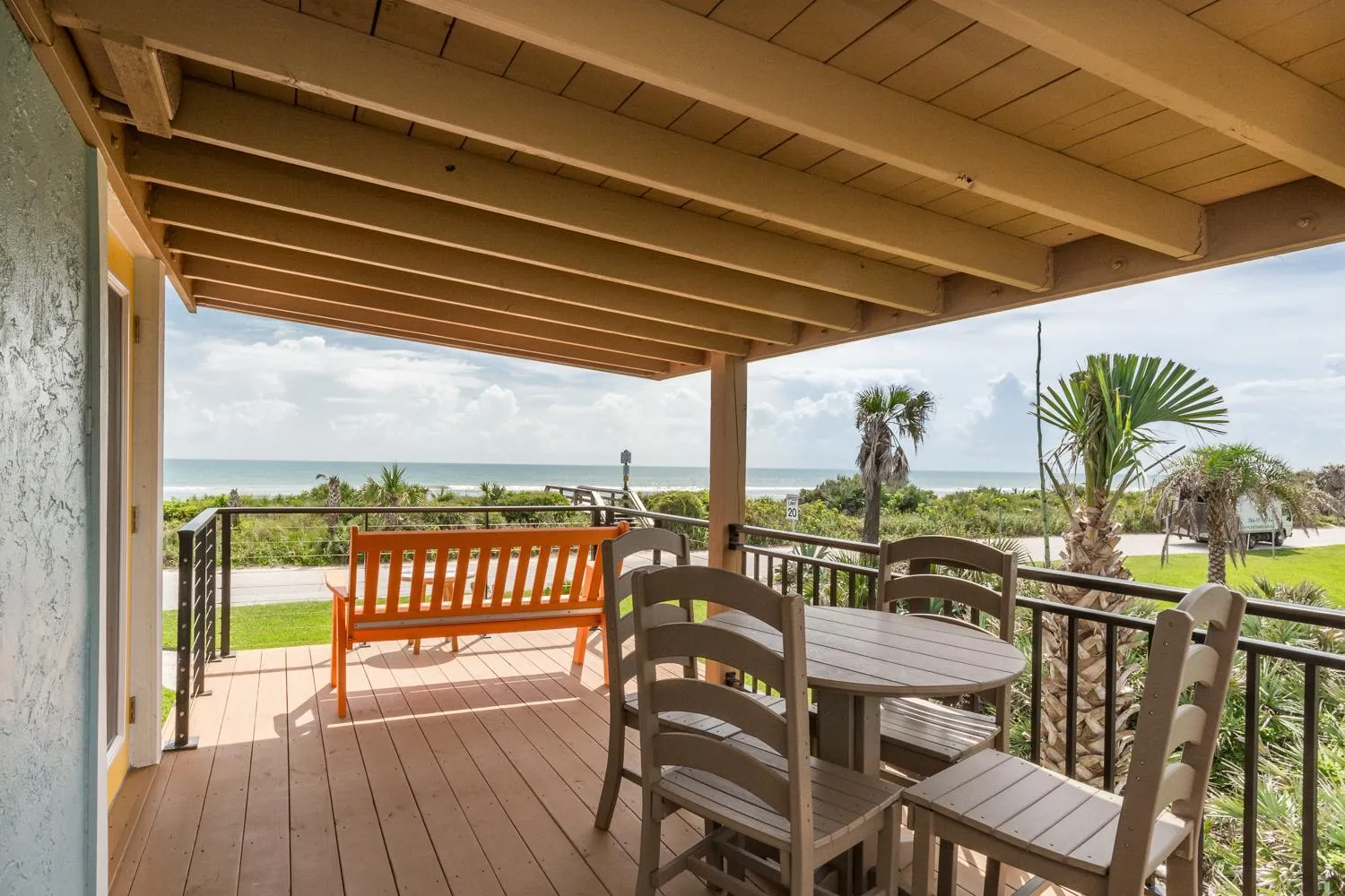 Beachfront Dream Home 4 bedroom 3 bath. 6060S