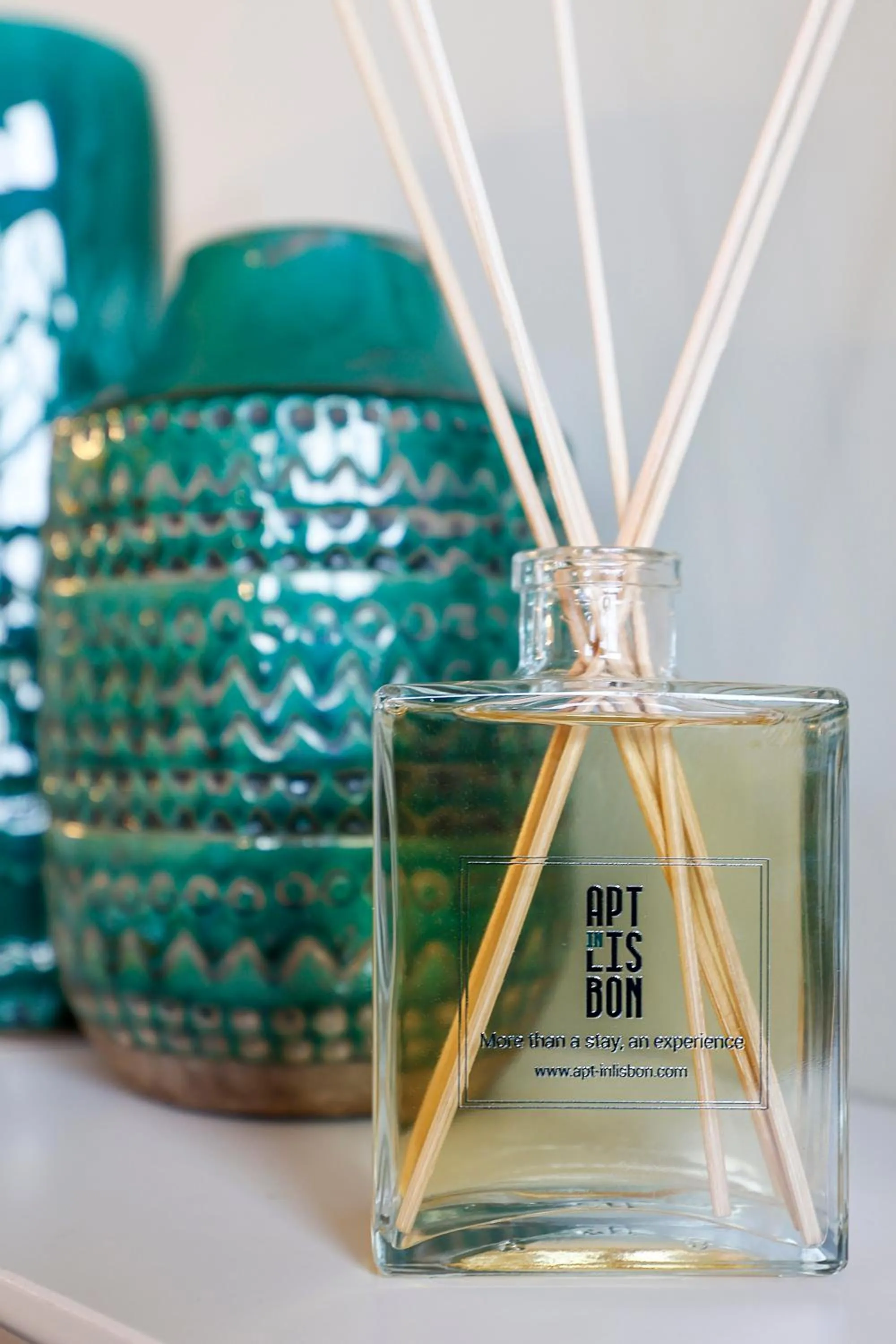 Property logo or sign in Oriente 25 Apartments by APT IIN - Parque das Nações