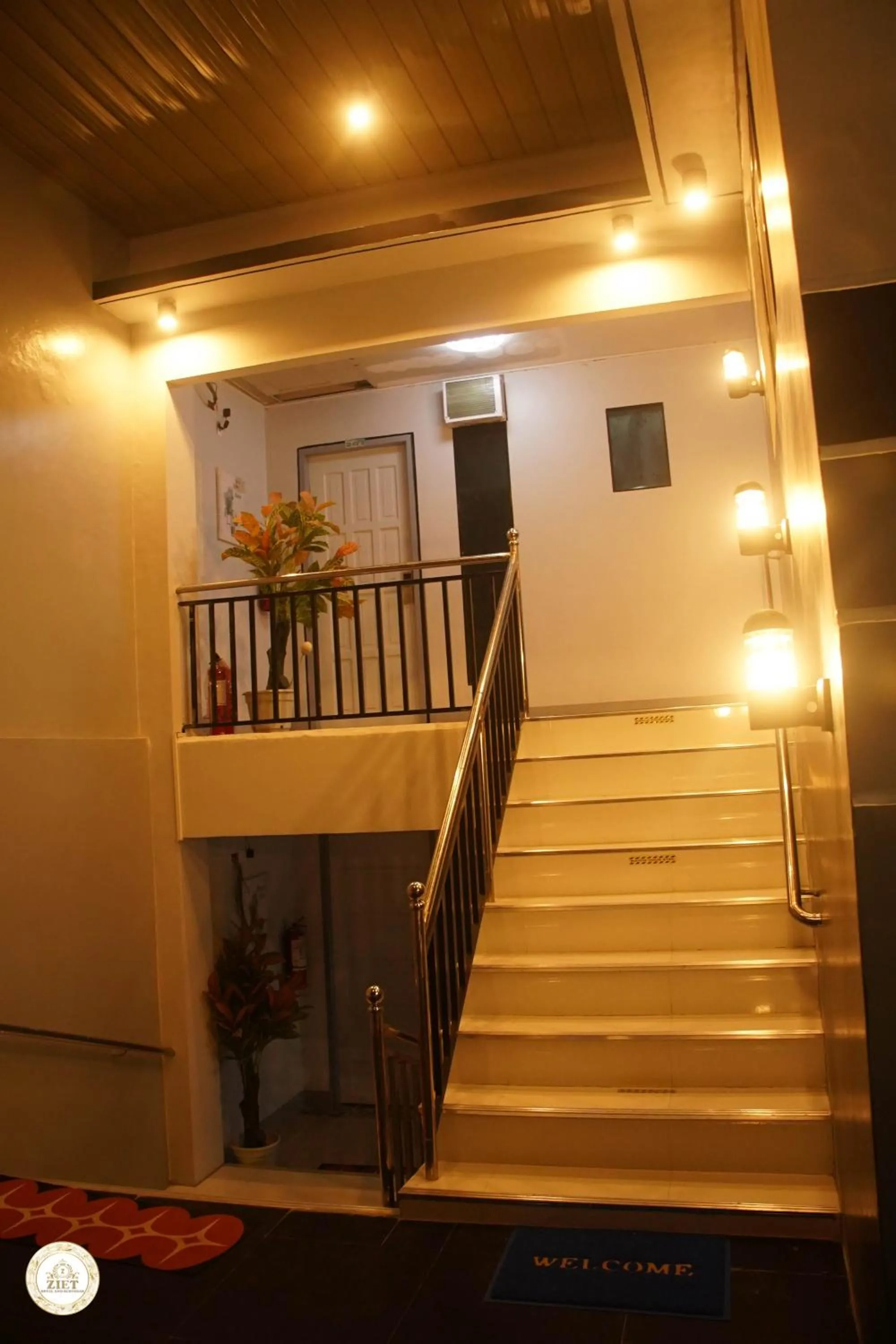 Ziet Hotel