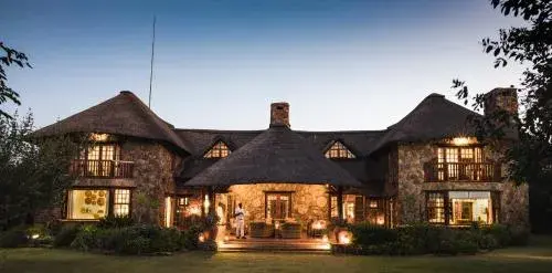 Jembisa Bush Home Jembisa Bush Home