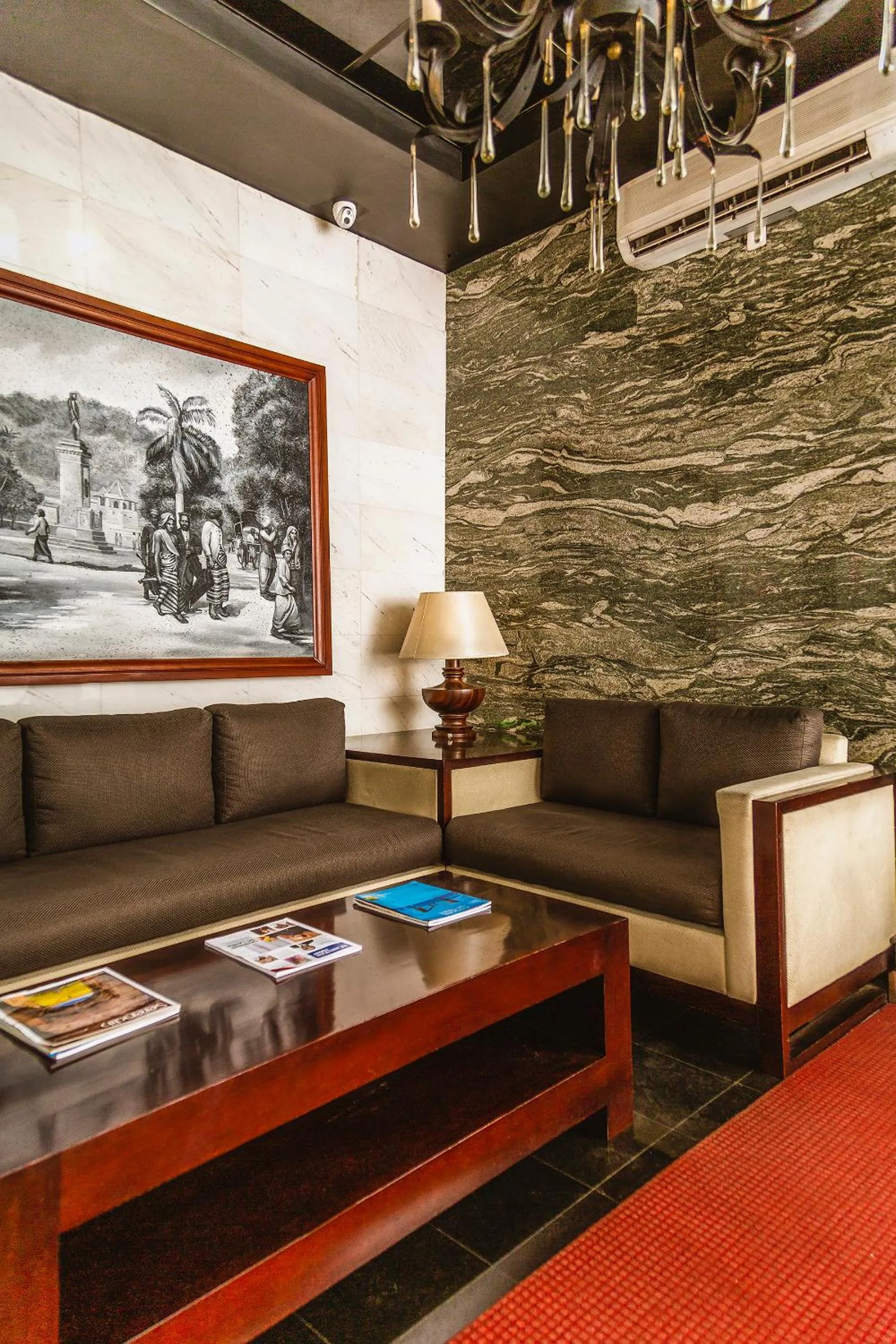 Lobby or reception in Kandy City Hotel by Earl's