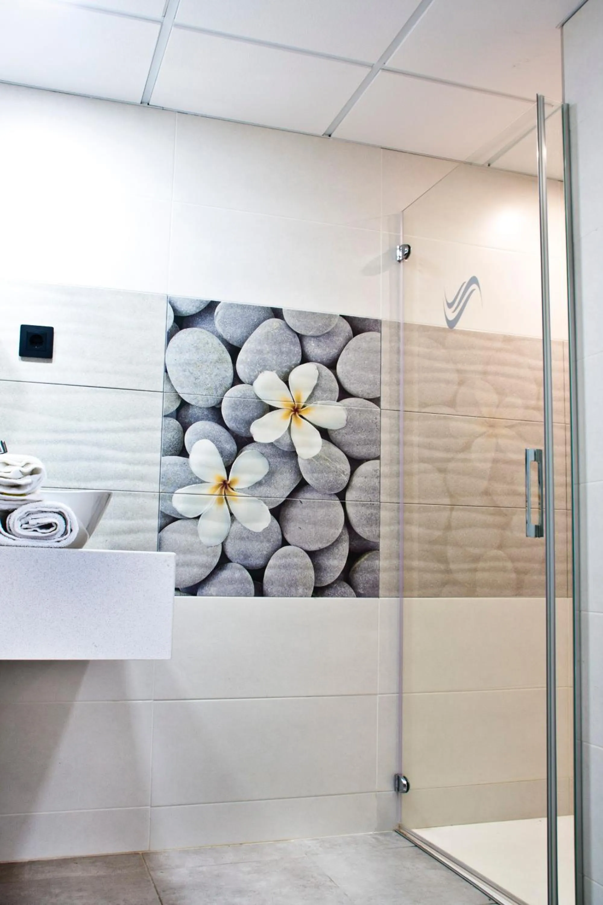 Bathroom in Hotel Europa Splash & Spa