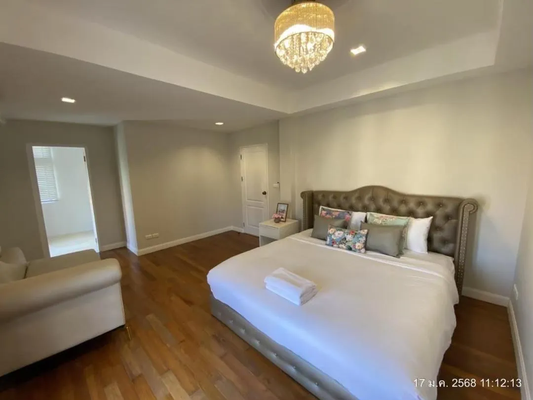 Bed in Villa Primo Eyrie Khaoyai near Toscana