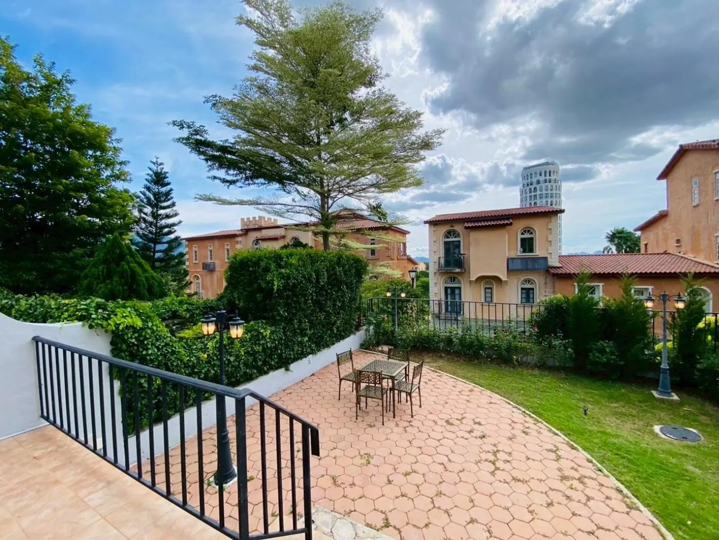 Villa Primo Eyrie Khaoyai near Toscana