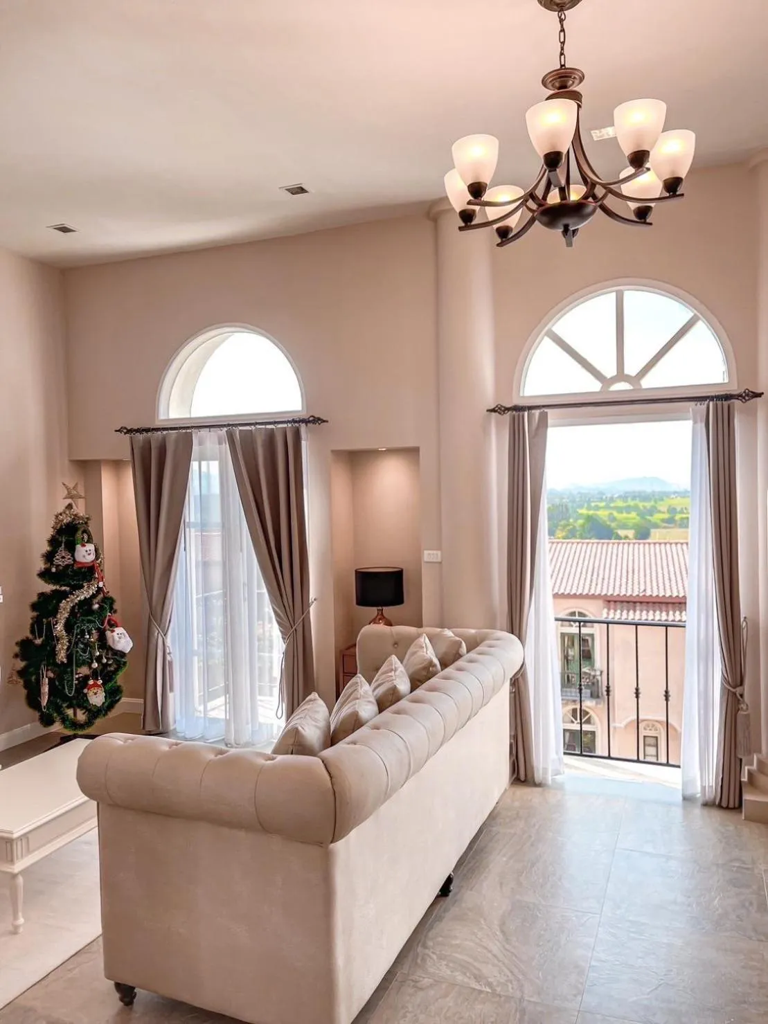 Bed in Villa Primo Eyrie Khaoyai near Toscana