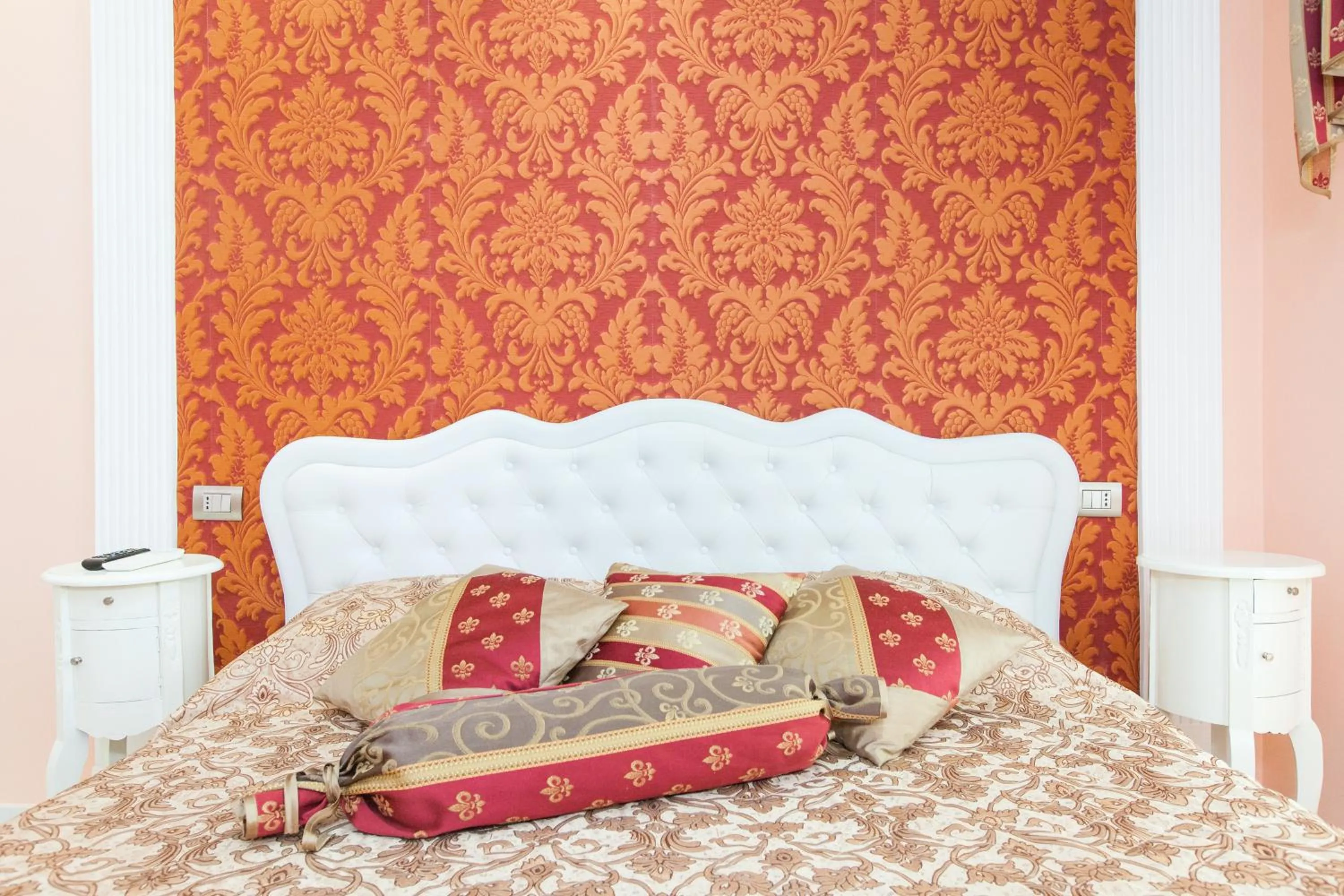 Decorative detail, Bed in Impero Vaticano San Pietro