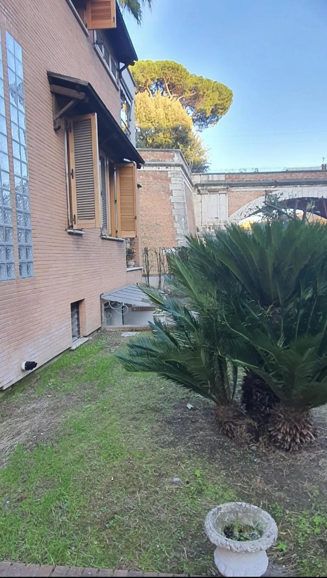 Garden in Impero Vaticano San Pietro