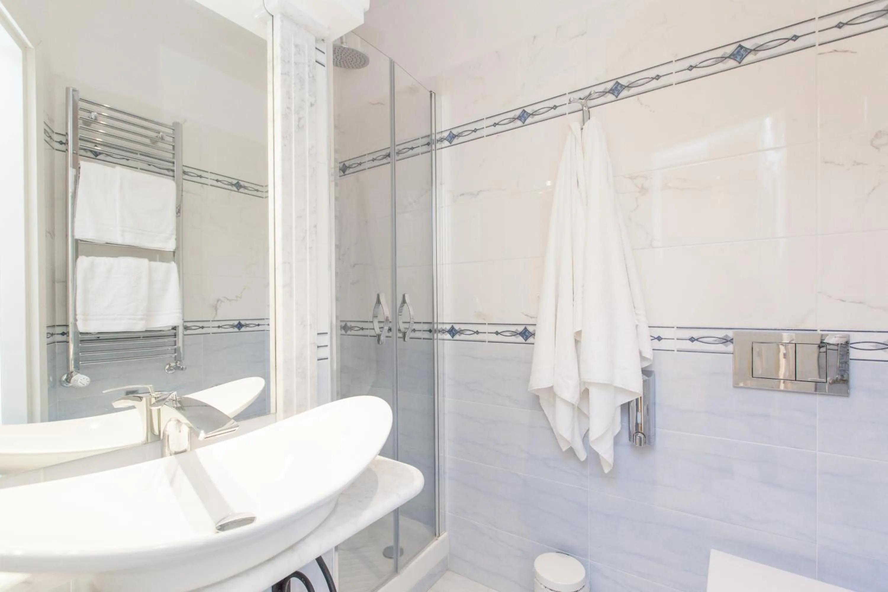 Bathroom in Impero Vaticano San Pietro