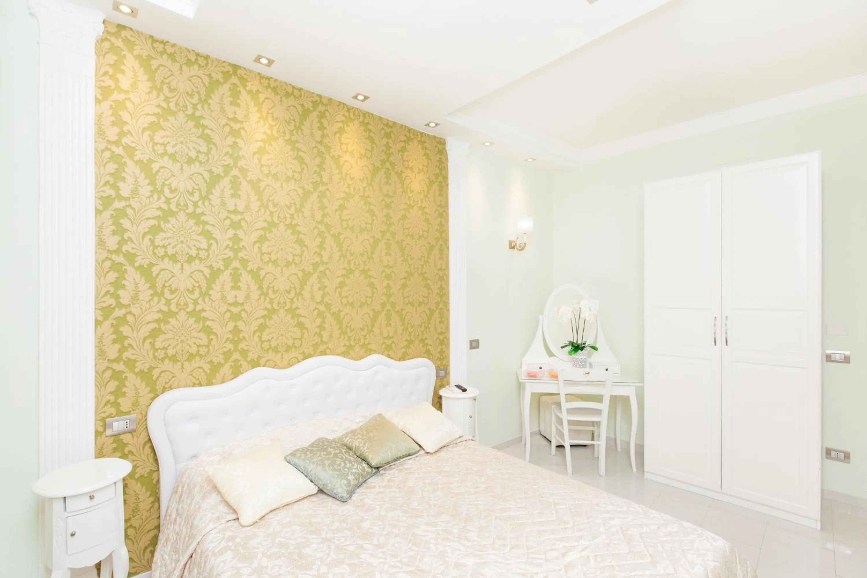 Bed in Impero Vaticano San Pietro