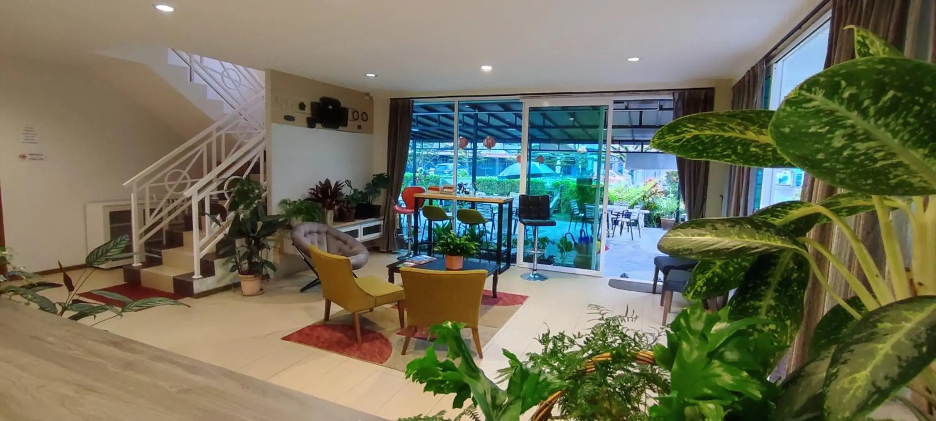 Lobby or reception in Rovers Inn Guesthouse - Age 11 And Above Only Lobby or reception in Rovers Inn Guesthouse - Age 11 And Above Only