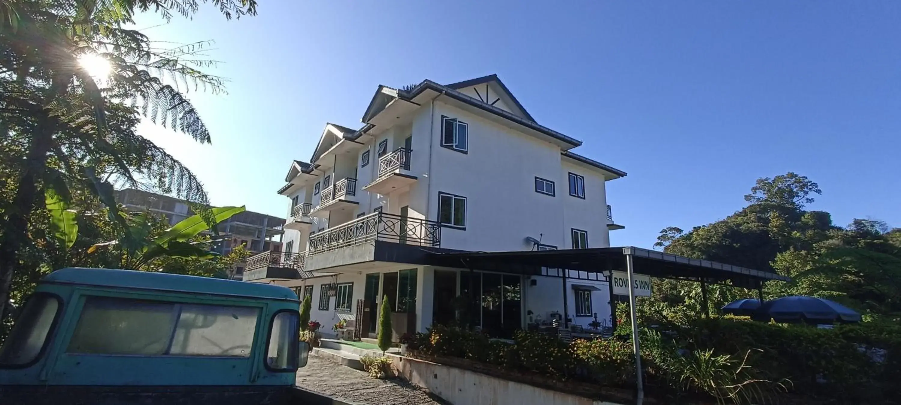 Property building in Rovers Inn Guesthouse - Age 11 And Above Only Property building in Rovers Inn Guesthouse - Age 11 And Above Only