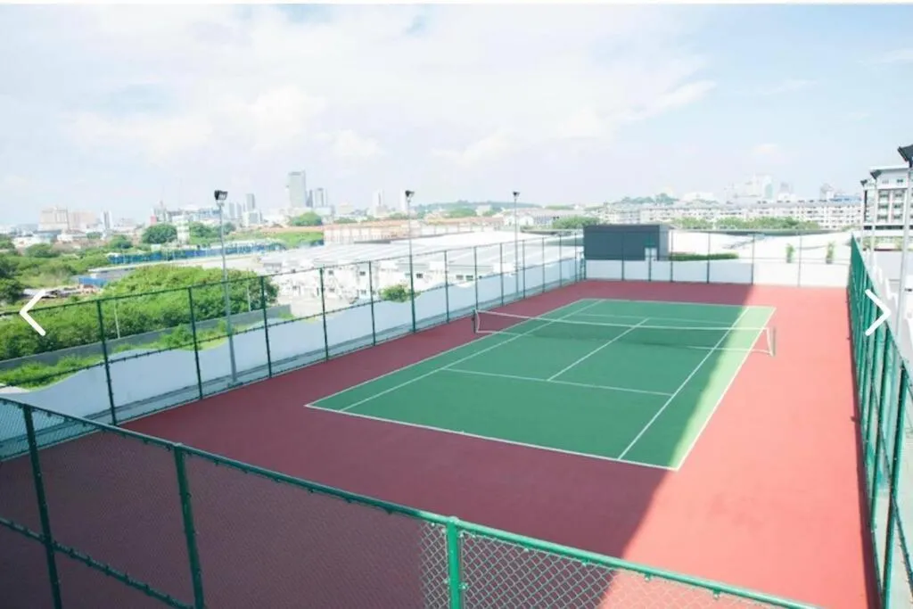 Tennis court in The Wave Kota Laksamana -Halal Friendly