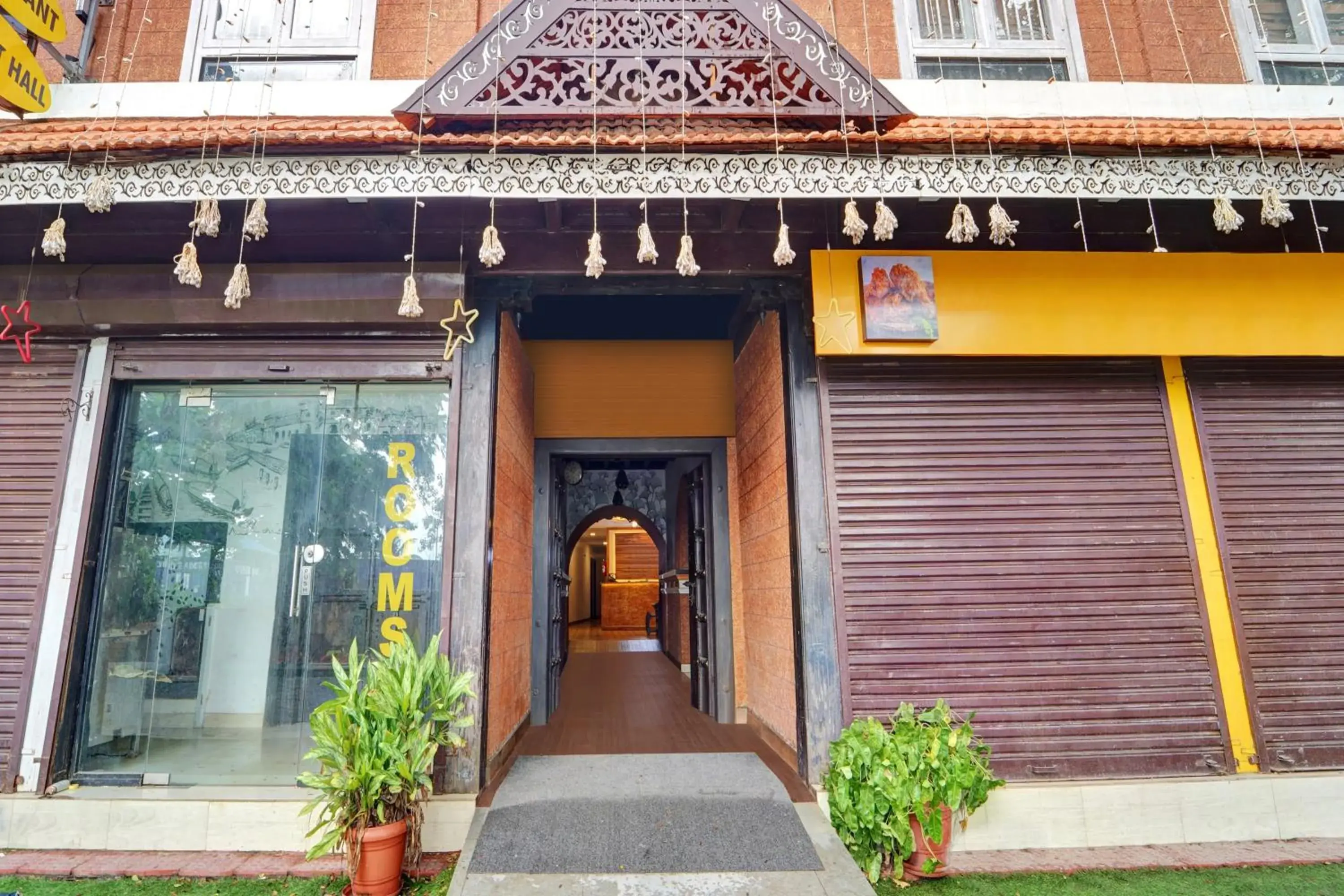 Facade/entrance in Super Collection O Calvathy Road Near Fort Kochi Facade/entrance in Super Collection O Calvathy Road Near Fort Kochi