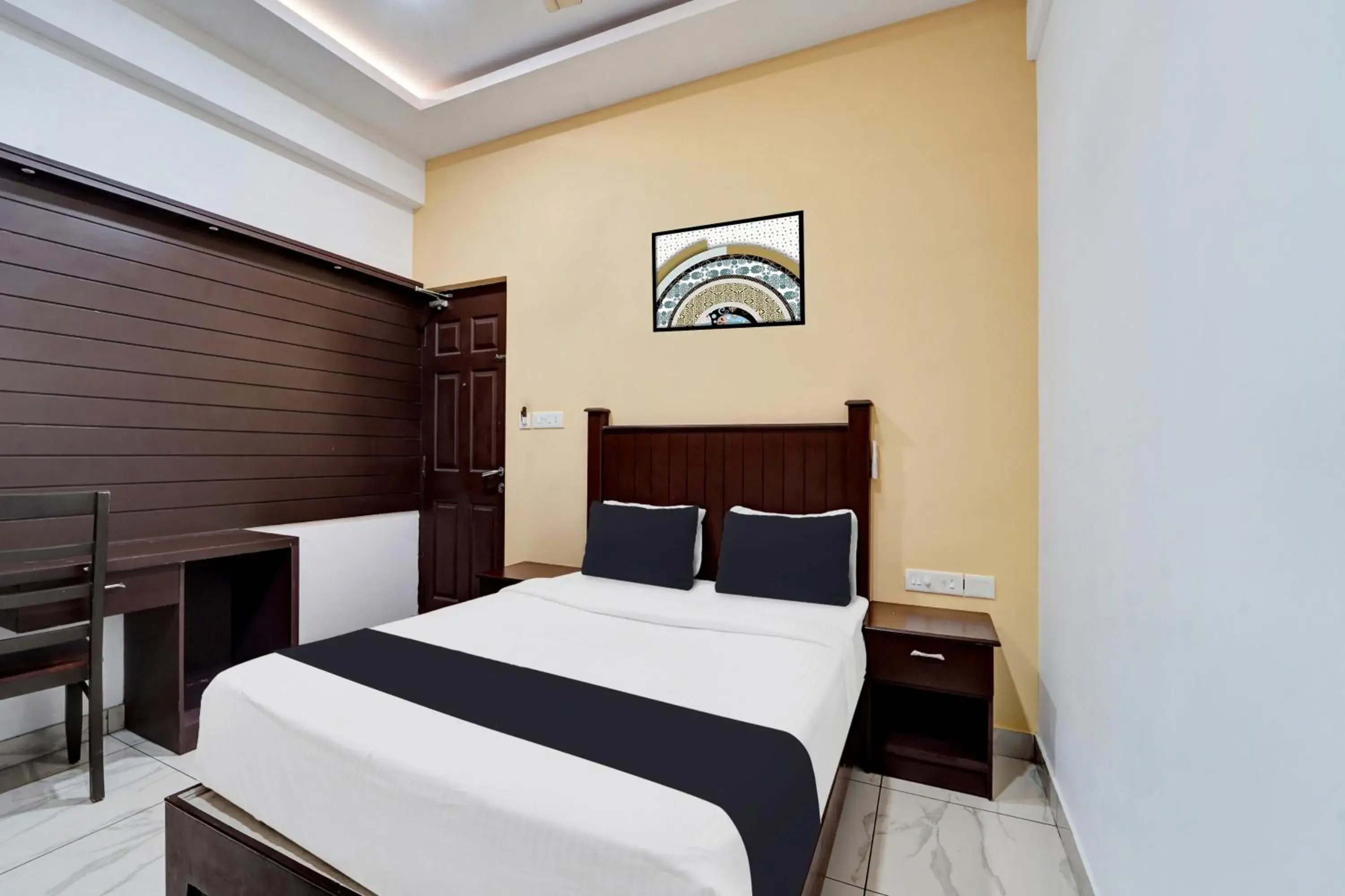 Bedroom, Bed in Super Collection O Calvathy Road Near Fort Kochi Bedroom, Bed in Super Collection O Calvathy Road Near Fort Kochi