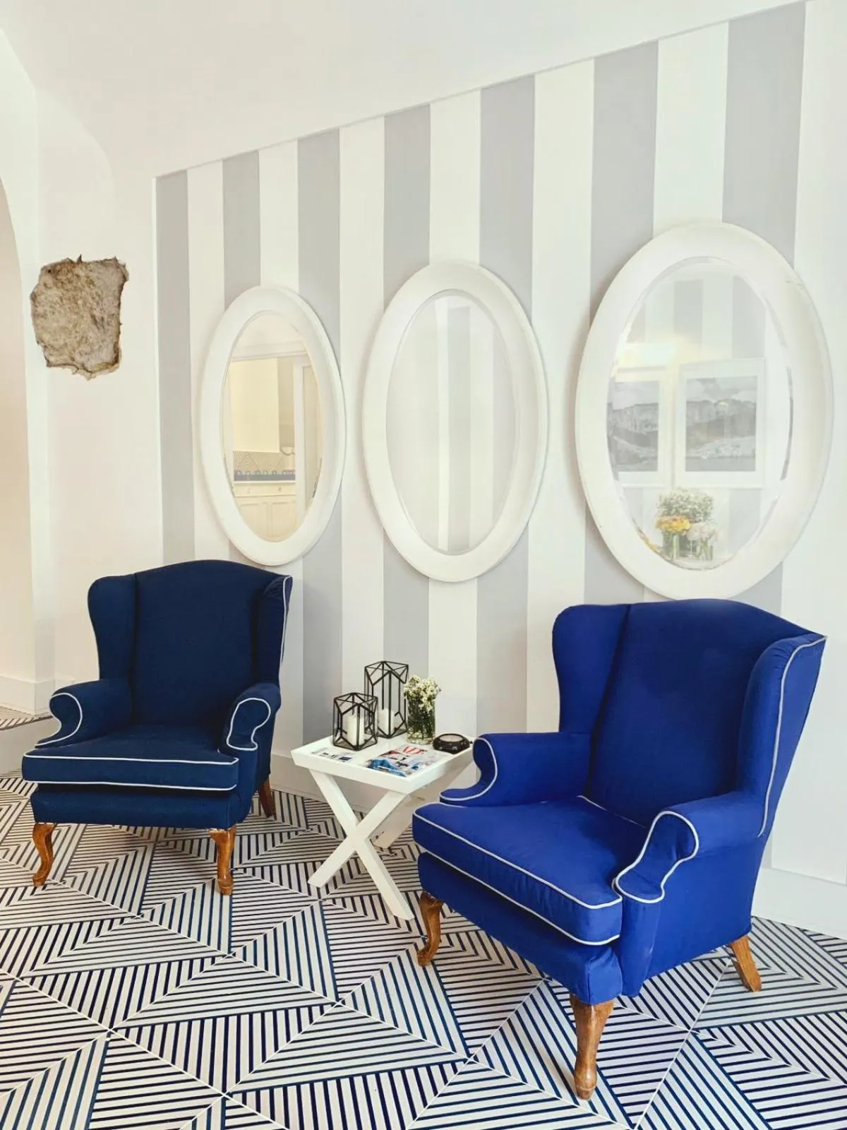 Lobby or reception in Villa La Pergola Capri