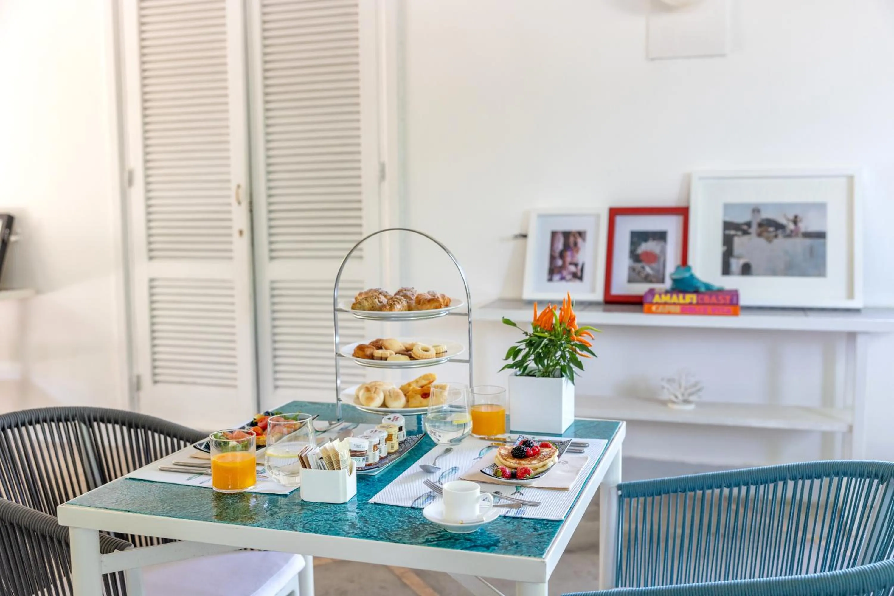 Lobby or reception in Villa La Pergola Capri