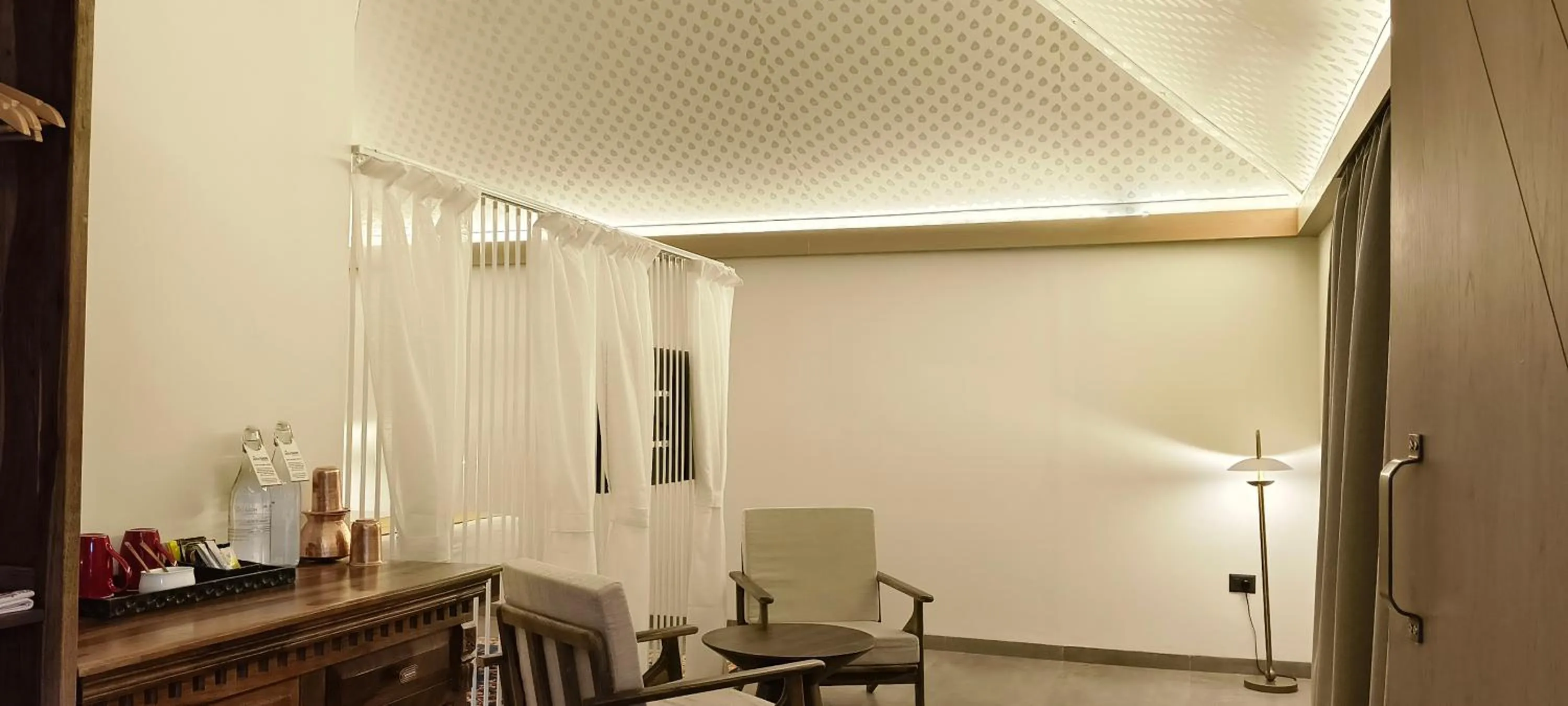 Living room in Fort JadhavGADH -A GADH Heritage Hotel