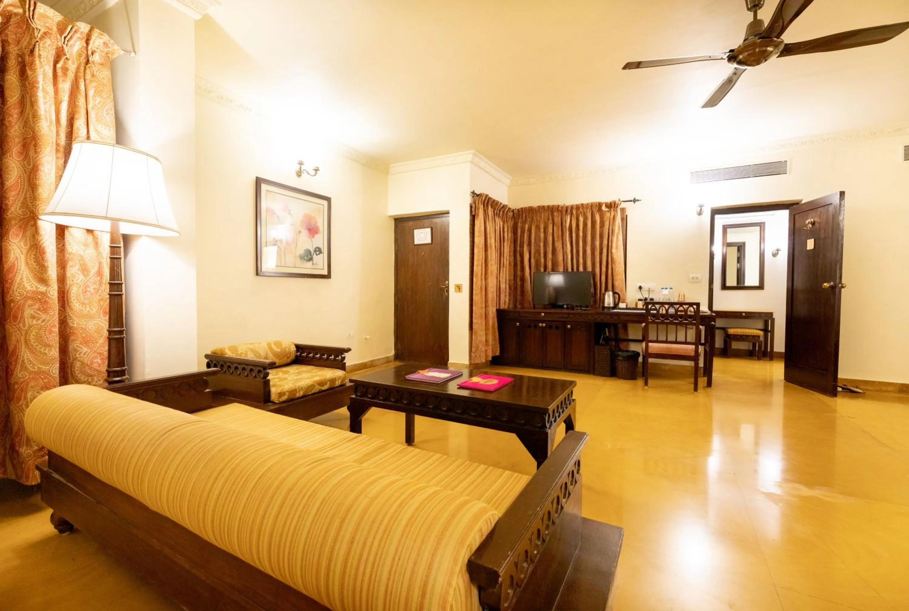 Living room, Bed in Fort JadhavGADH -A GADH Heritage Hotel