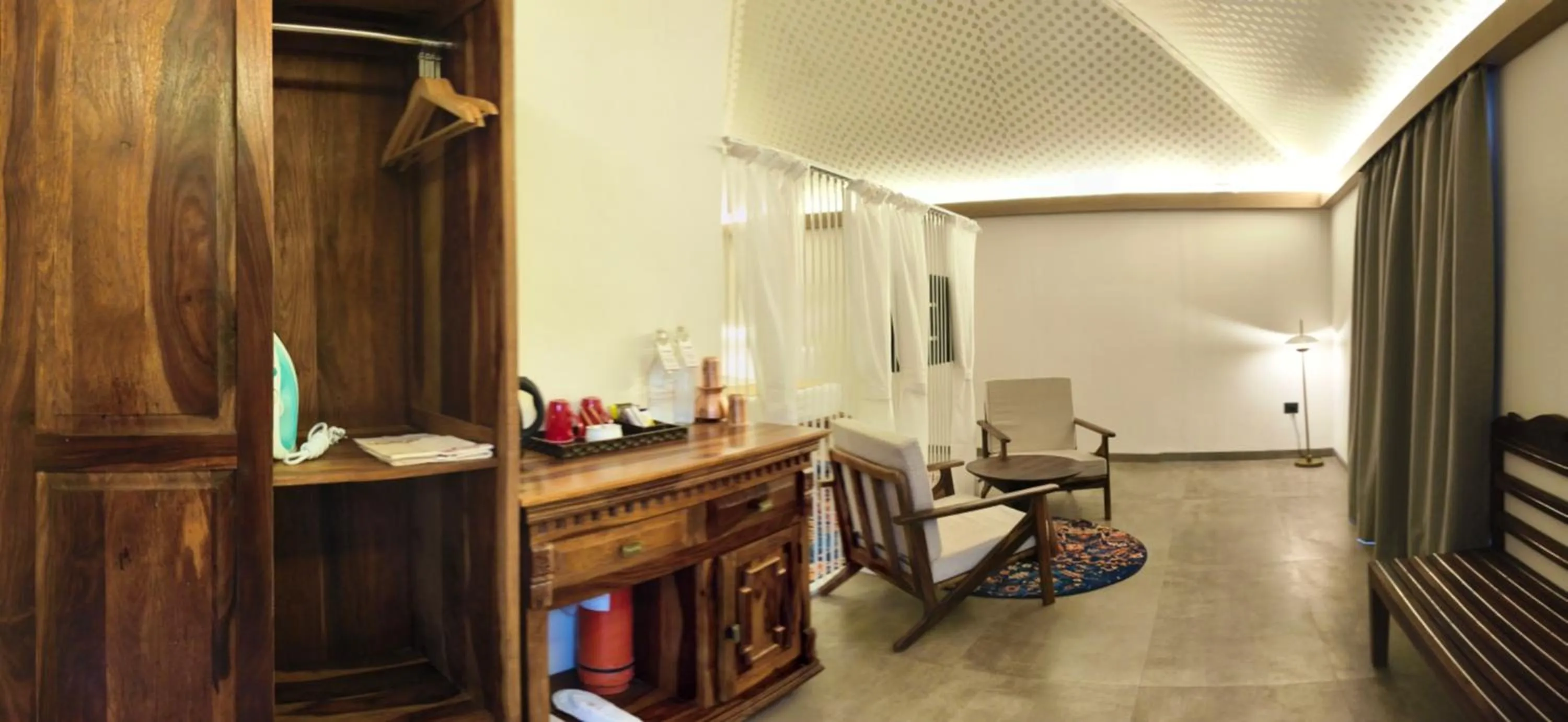 Living room in Fort JadhavGADH -A GADH Heritage Hotel