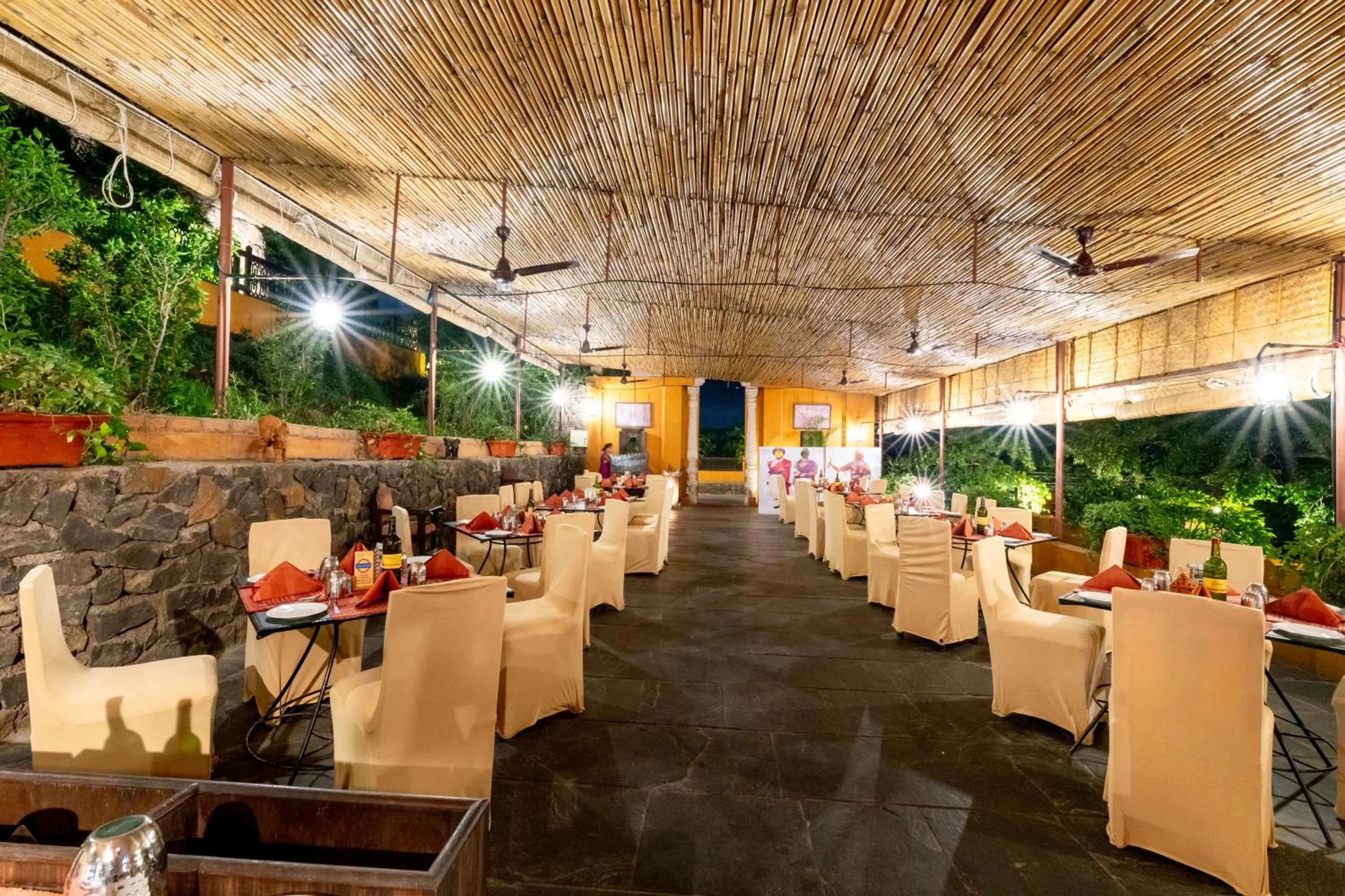 Restaurant/places to eat in Fort JadhavGADH -A GADH Heritage Hotel