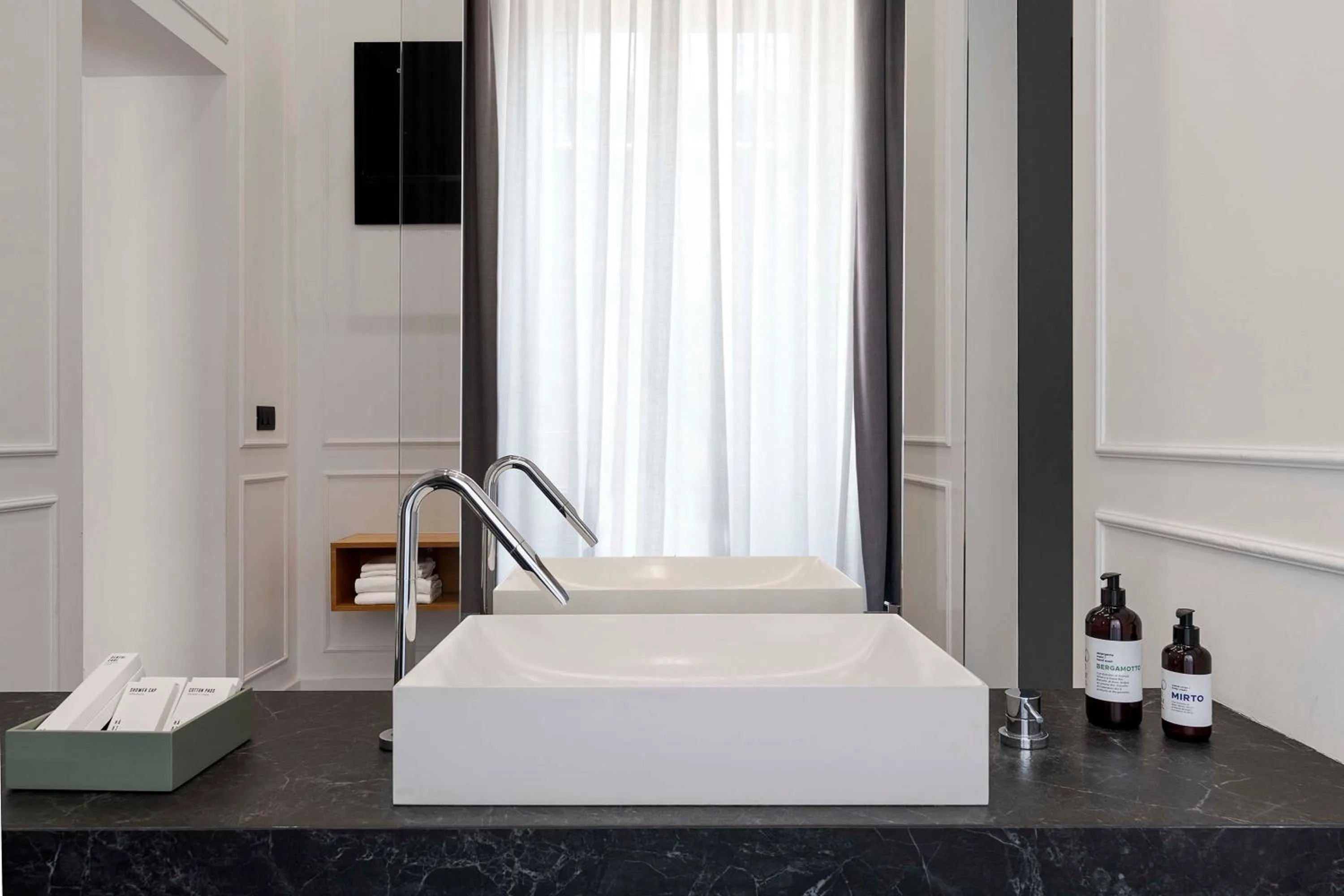 Bedroom, Bed in Habitat Boutique Hotel