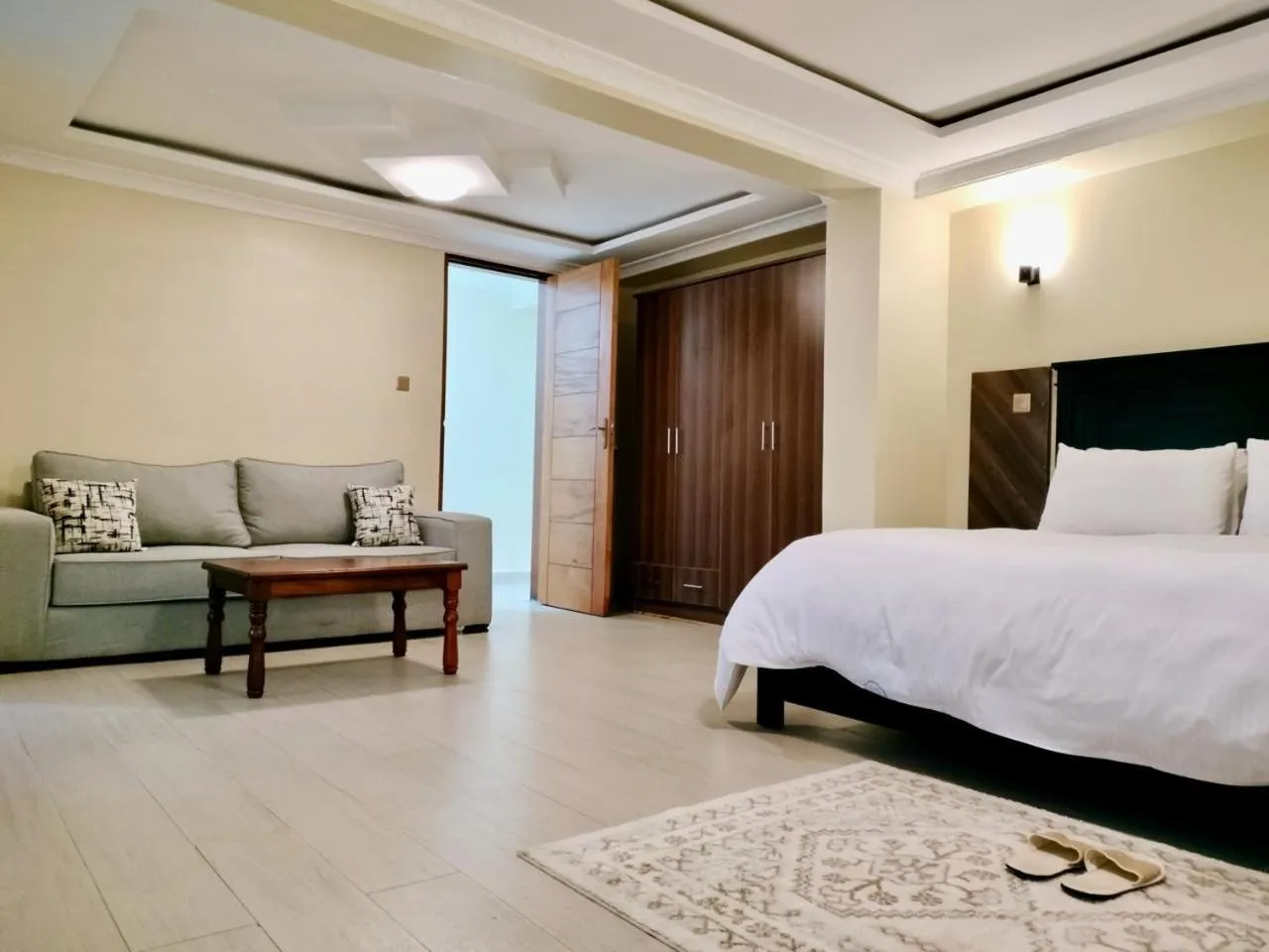 Bedroom, Bed in Park Place Hotel