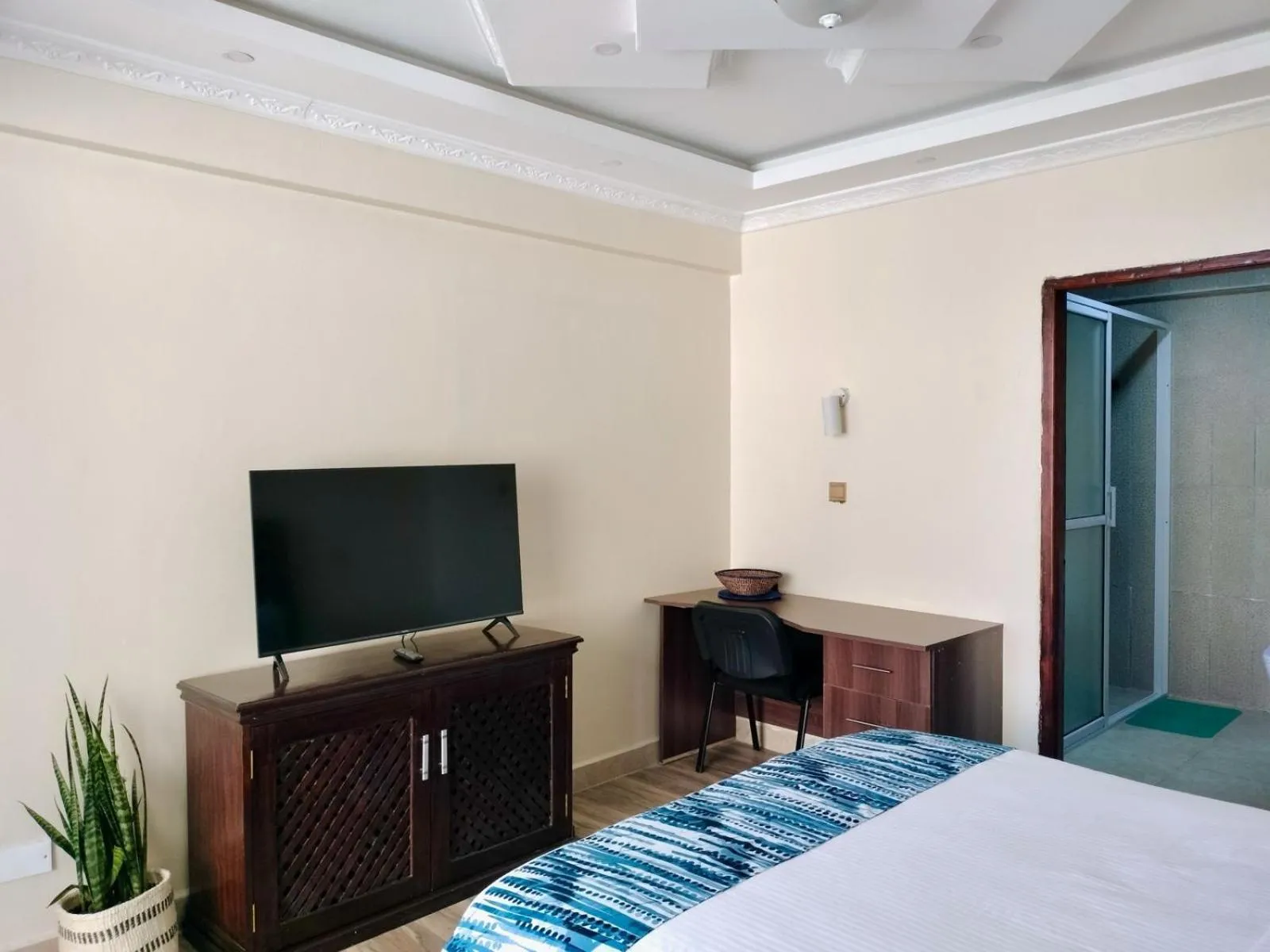 Bedroom, Bed in Park Place Hotel