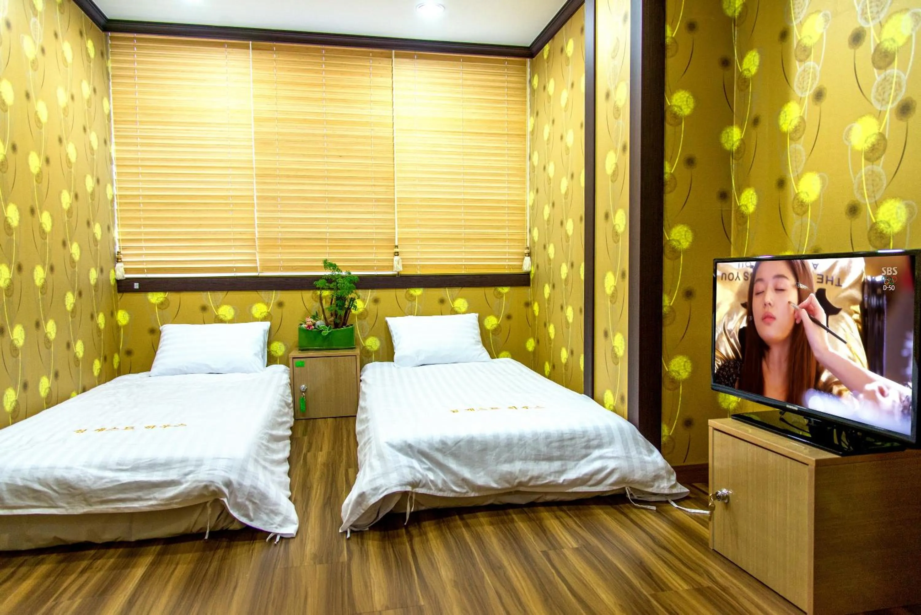 Standard Twin Room in Seom Guesthouse