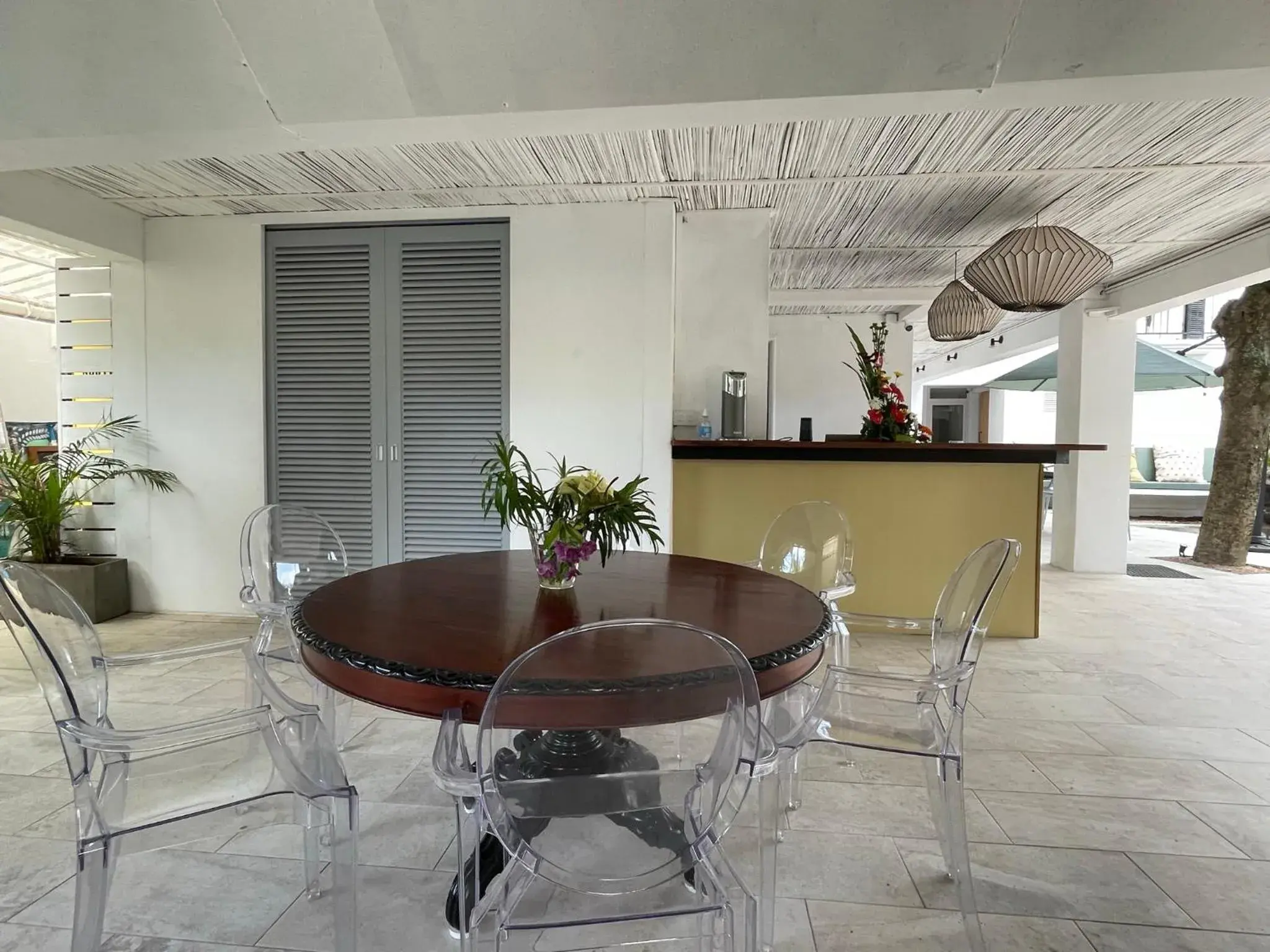 Lobby or reception in Cosy Guest House Sous le Badamier Lobby or reception in Cosy Guest House Sous le Badamier