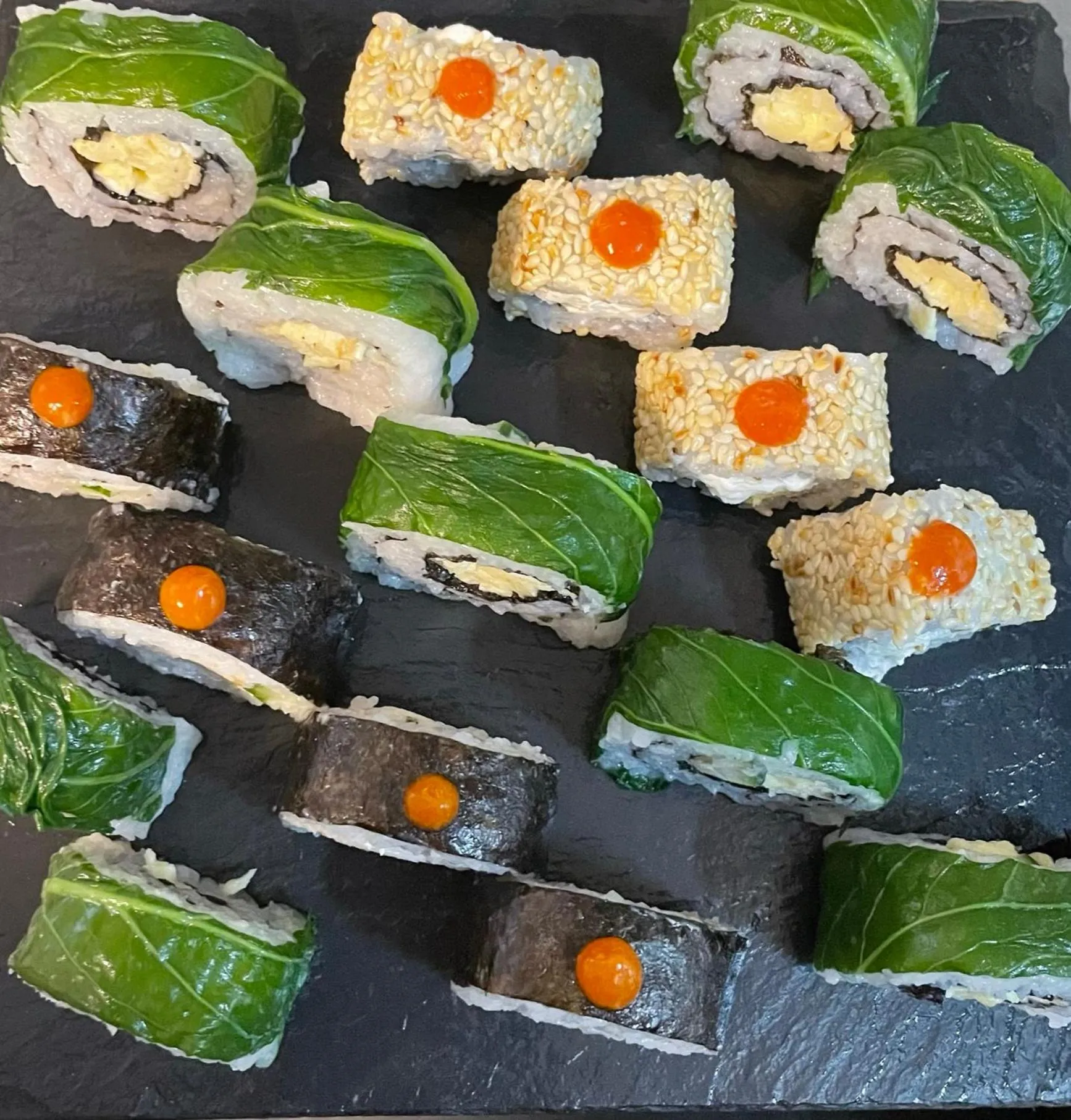 Restaurant/places to eat in Cosy Guest House Sous le Badamier