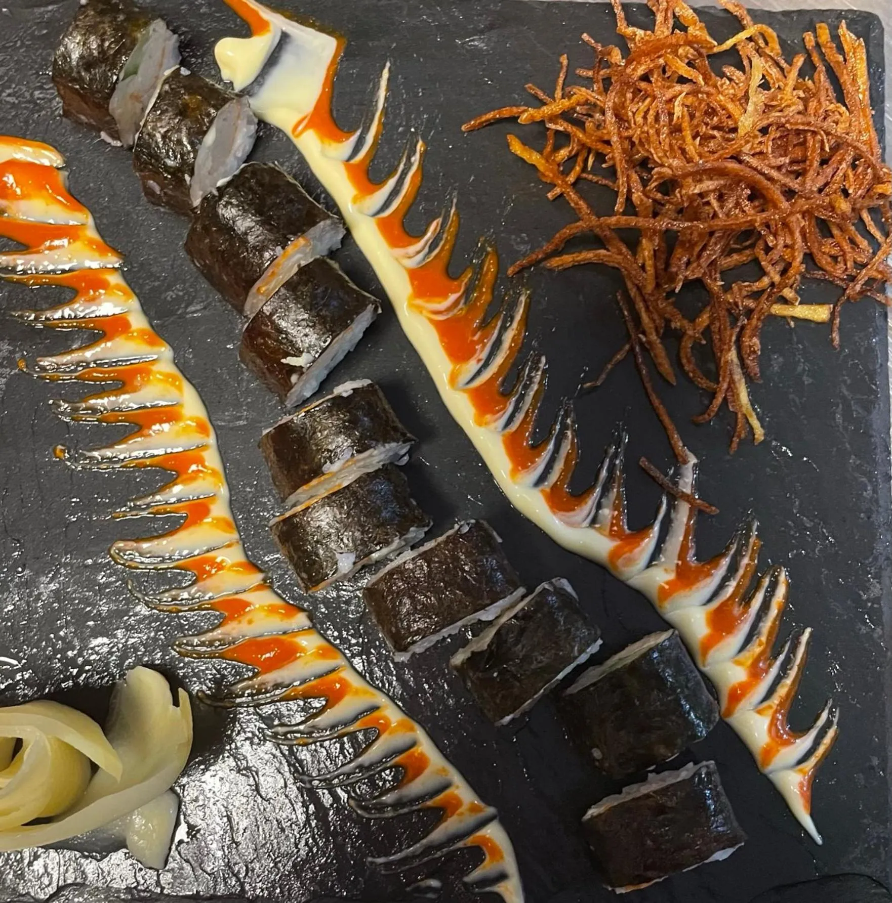 Restaurant/places to eat in Cosy Guest House Sous le Badamier