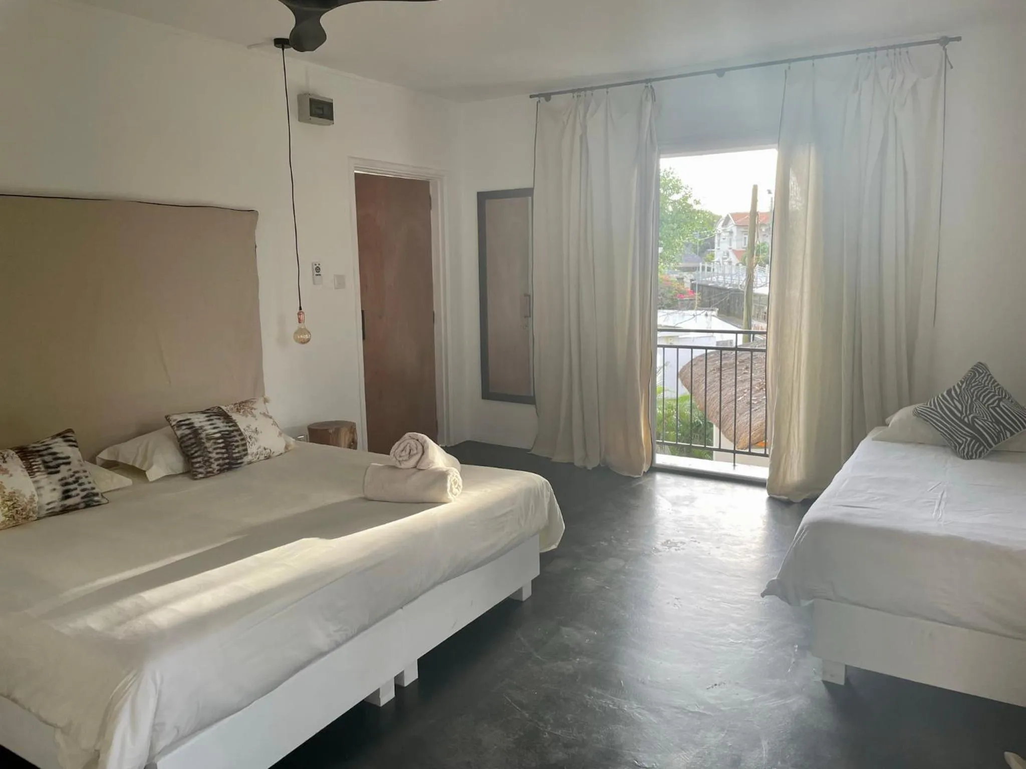 Photo of the whole room, Bed in Cosy Guest House Sous le Badamier