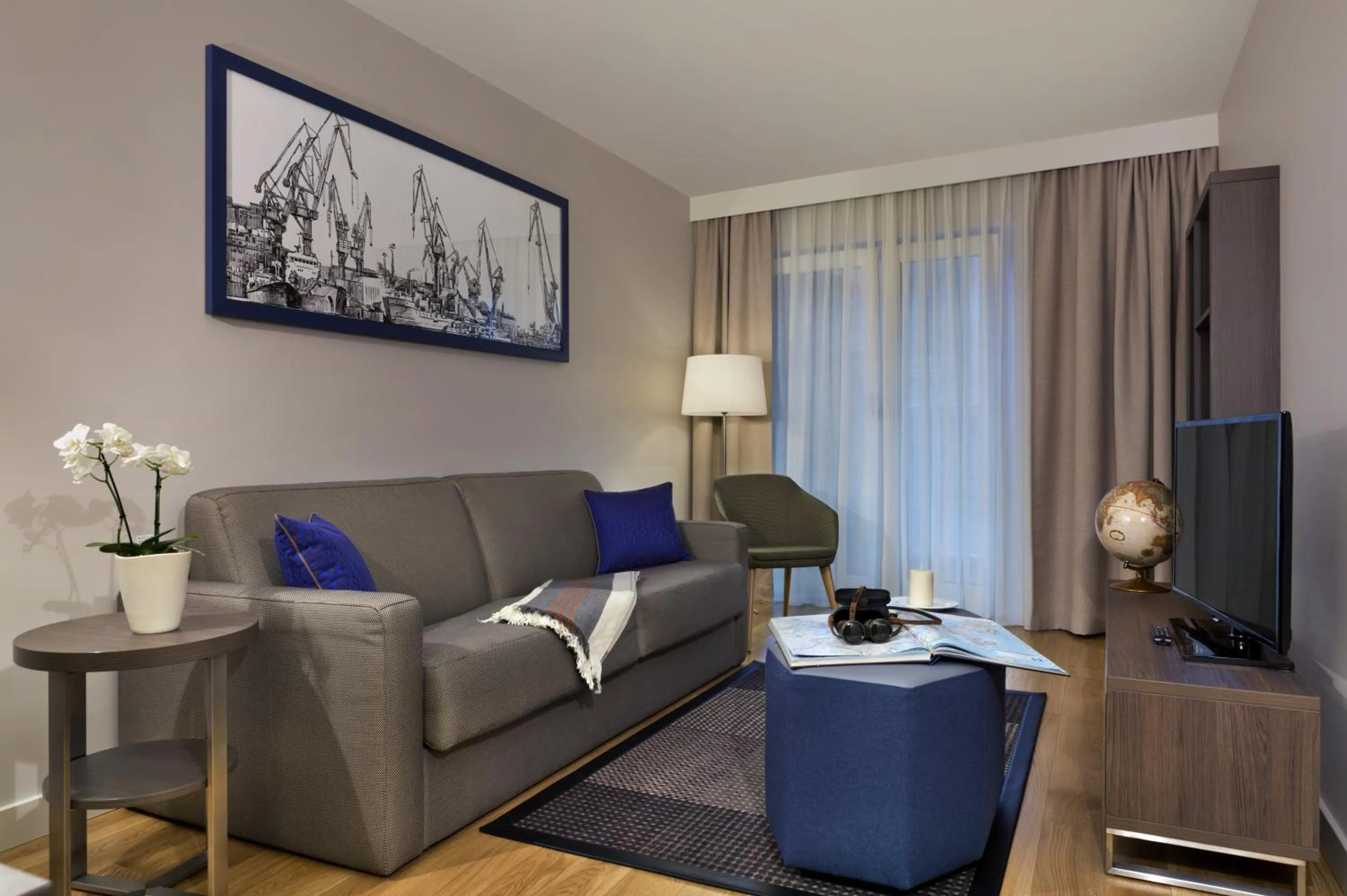 Living room in Citadines Michel Hamburg